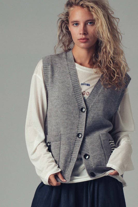 Urban Daizy Cat Print Knit Sweater Vest Grey Sweater Vest - Women's (UDZ-TP-00814) – alternate view 6