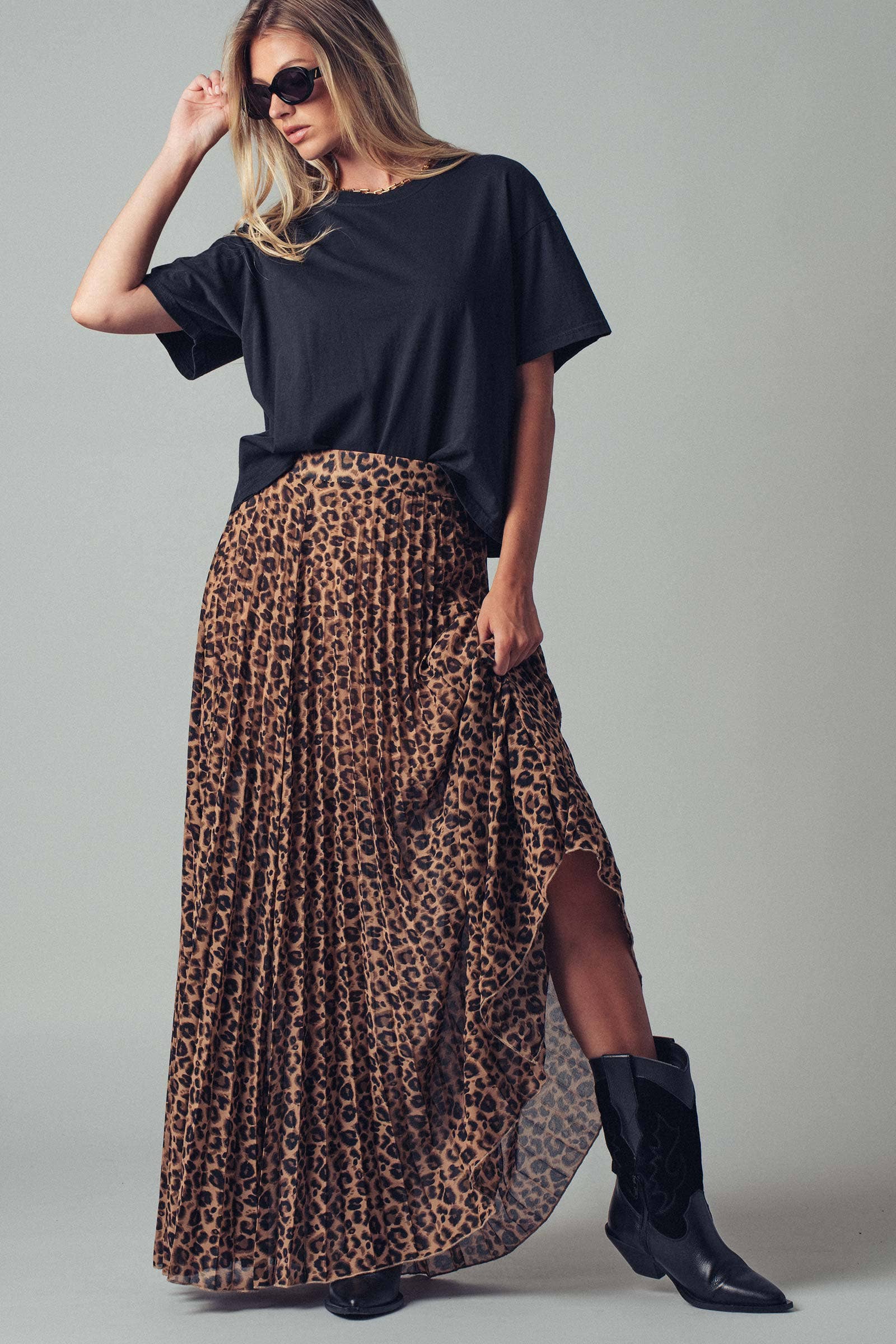 Urban Daizy Sophisticated Leopard Print Pleated Flowy A Line Midi Skirt Leopard Skirt - Women's (UDZ-SK-00074) –…