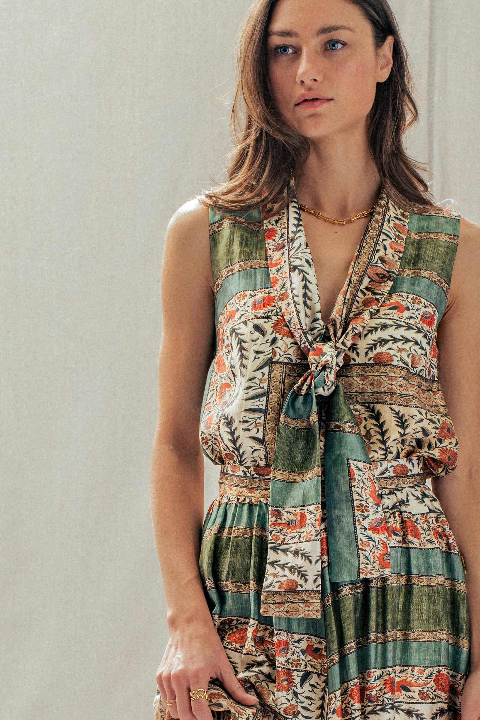 Urban Daizy Botanical Bird Print Tie-Front Tencel Blend Top Multi Blouse - Women's (UDTP1420-Multi)