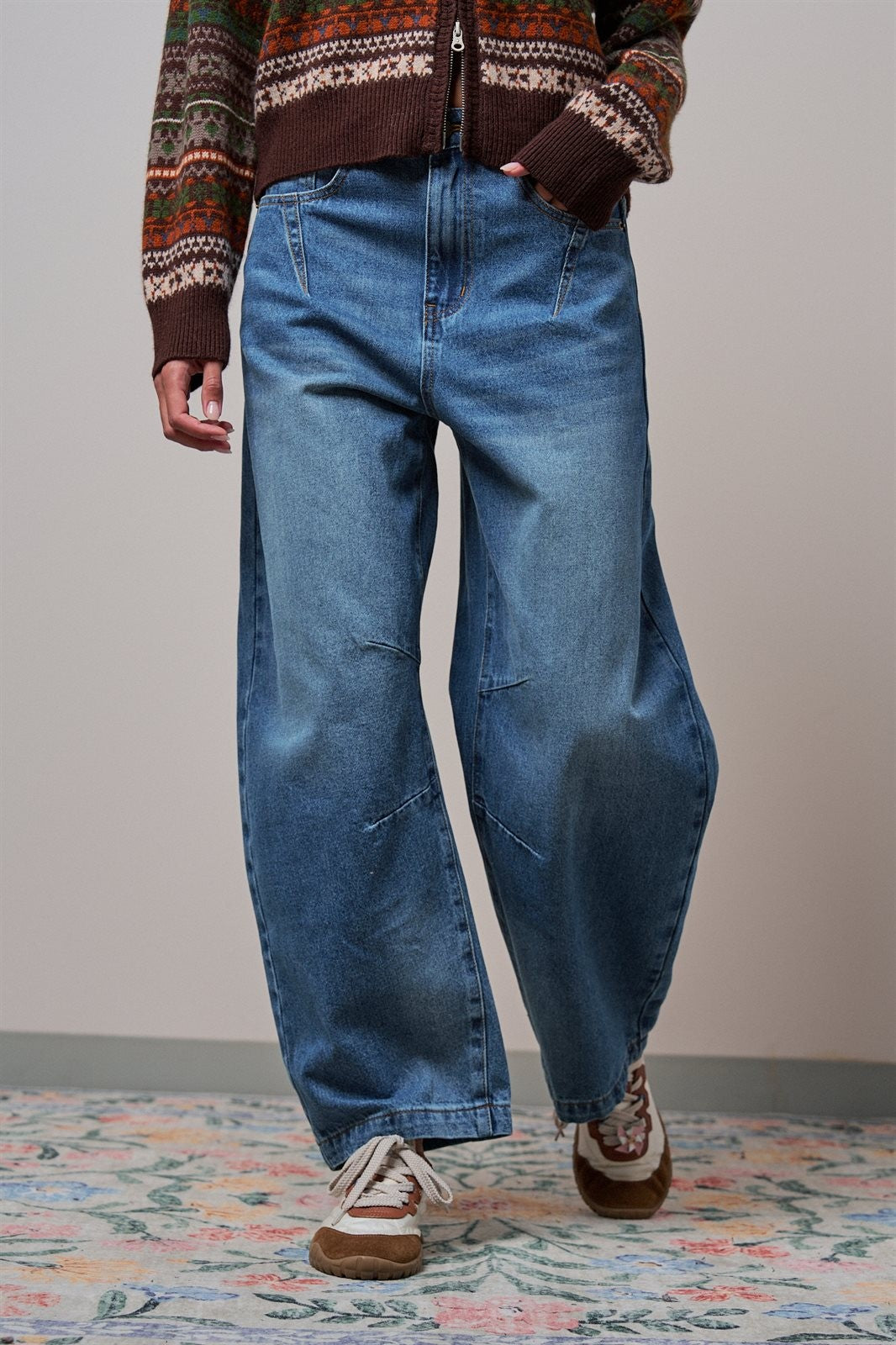 Retro Fade Wide-Leg Barrel Jeans in DENIM - Women's Wide Leg Jeans | Urban Daizy