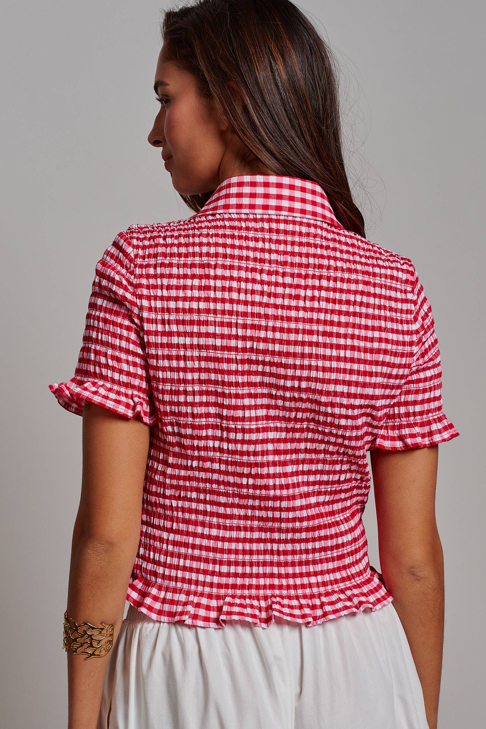 Urban Daizy All-Over Smocked Gingham Button-Up Shirt Mocha Shirt - Women's (TNTP4022-Mocha) – alternate view 6