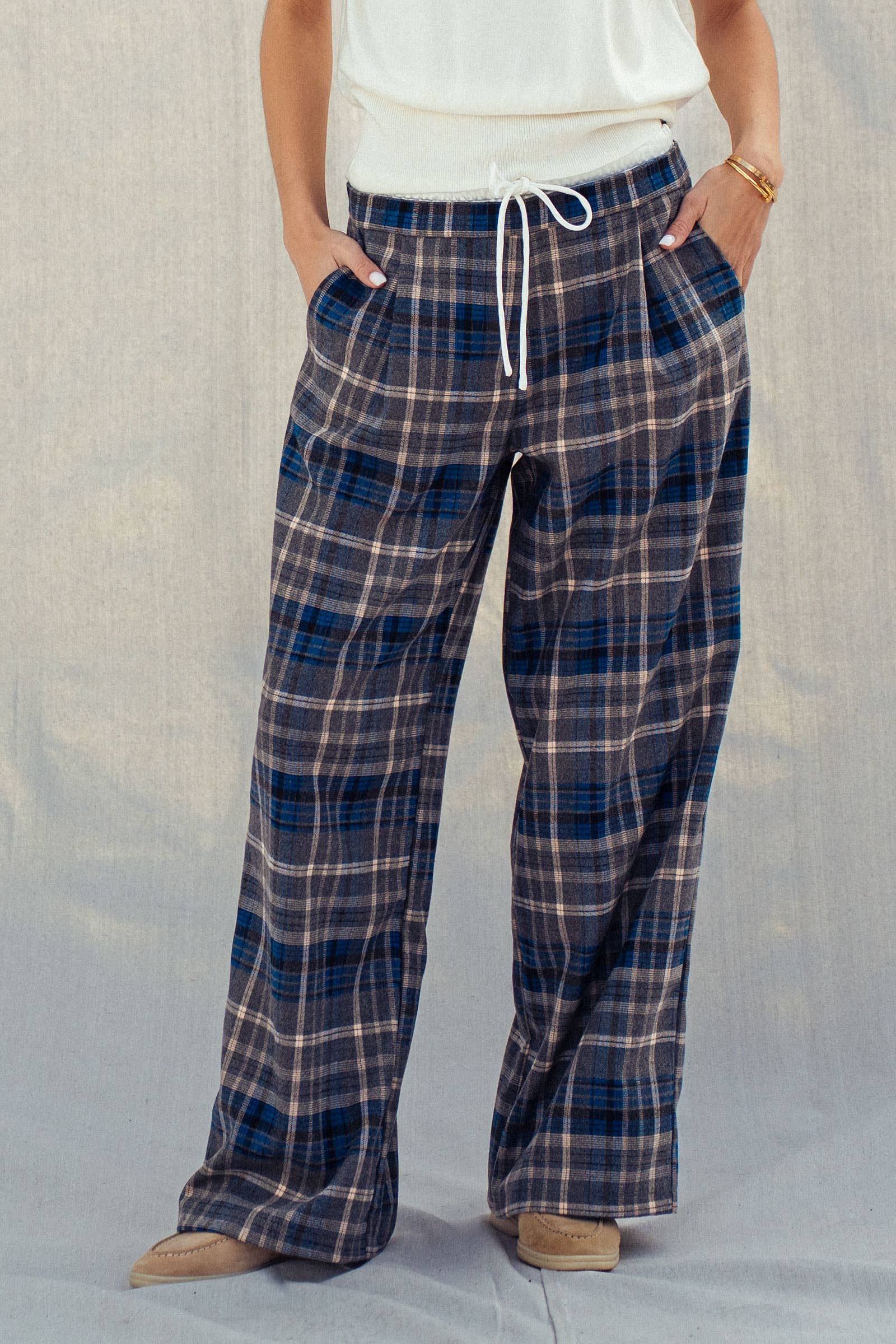 Urban Daizy Elastic Drawstring Waist Plaid Wide-Leg Pants Navy-Grey Pants - Women's (UDZ-PT-00466)