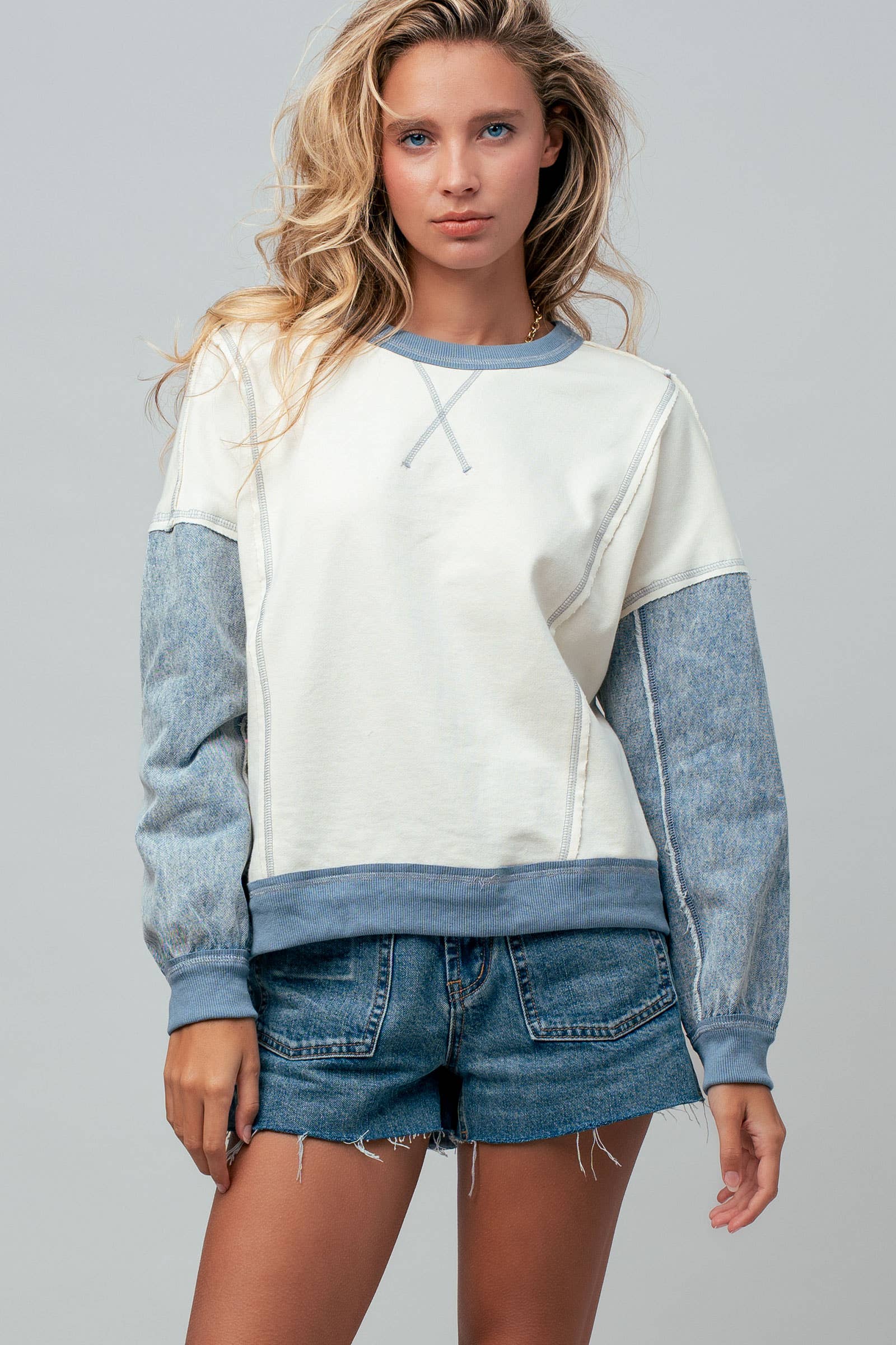 Urban Daizy Contrast Denim Sleeve Mixed Media Pullover Cream-Multi Sweatshirt - Women's (UDZ-OT-00168)