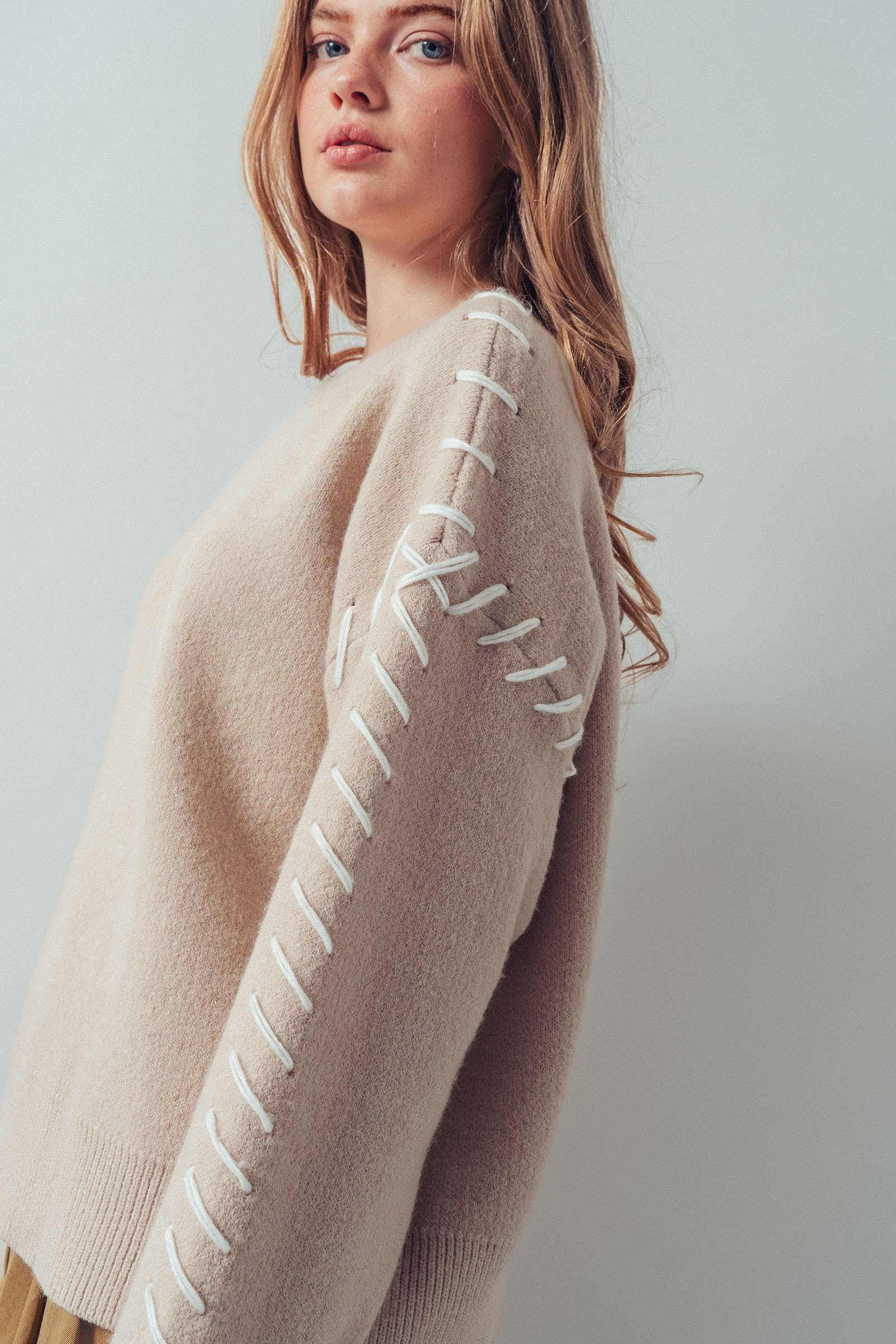 Contrast Whipstitch Detail Knit Sweater