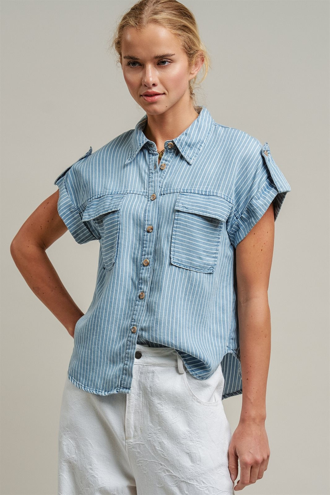 Striped Chambray Short Sleeve Button Up Shirt in Chambray - Women's Blankets | Urban Daizy