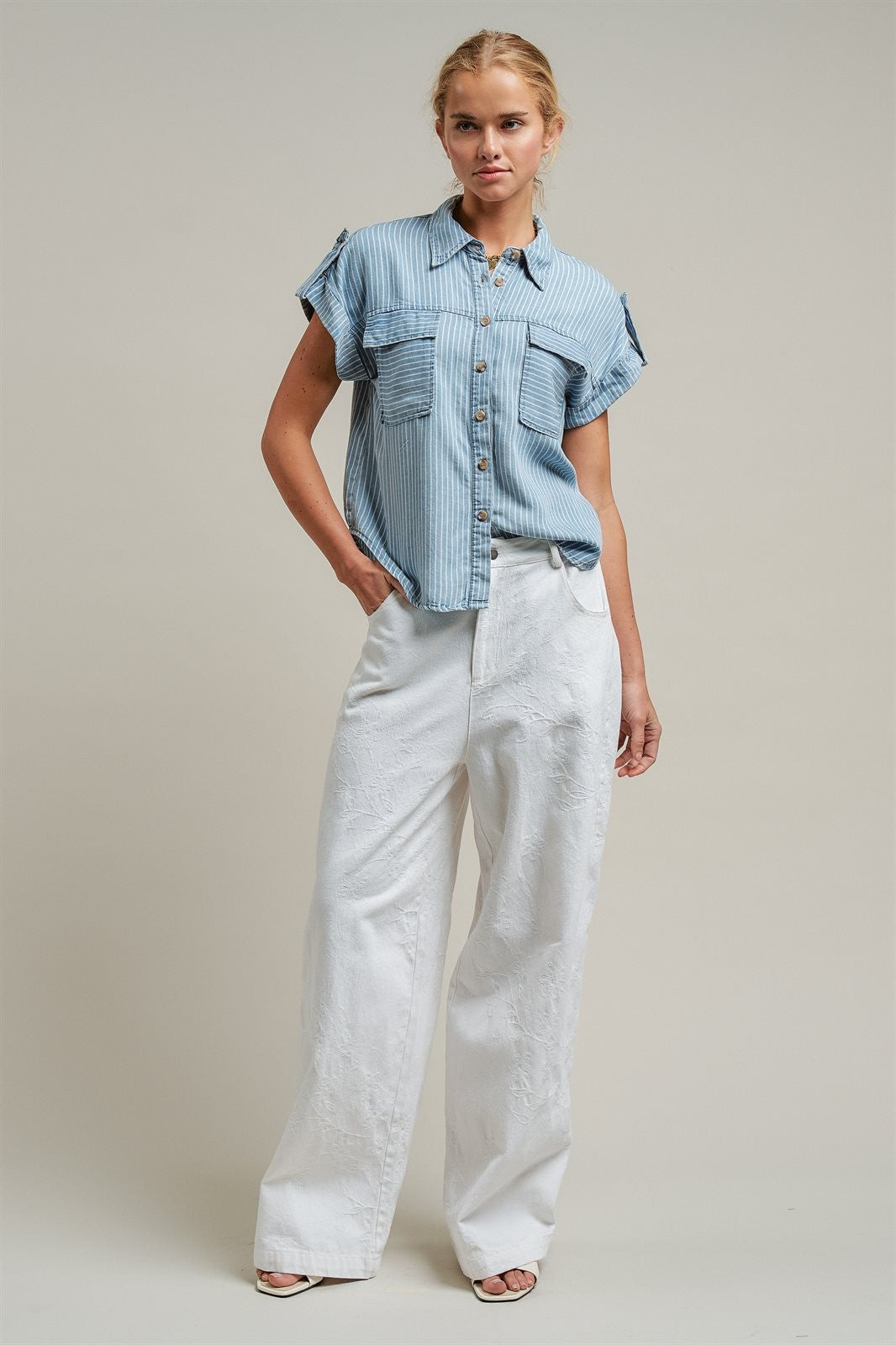 Striped Chambray Short Sleeve Button Up Shirt in Chambray - Women's Blankets | Urban Daizy