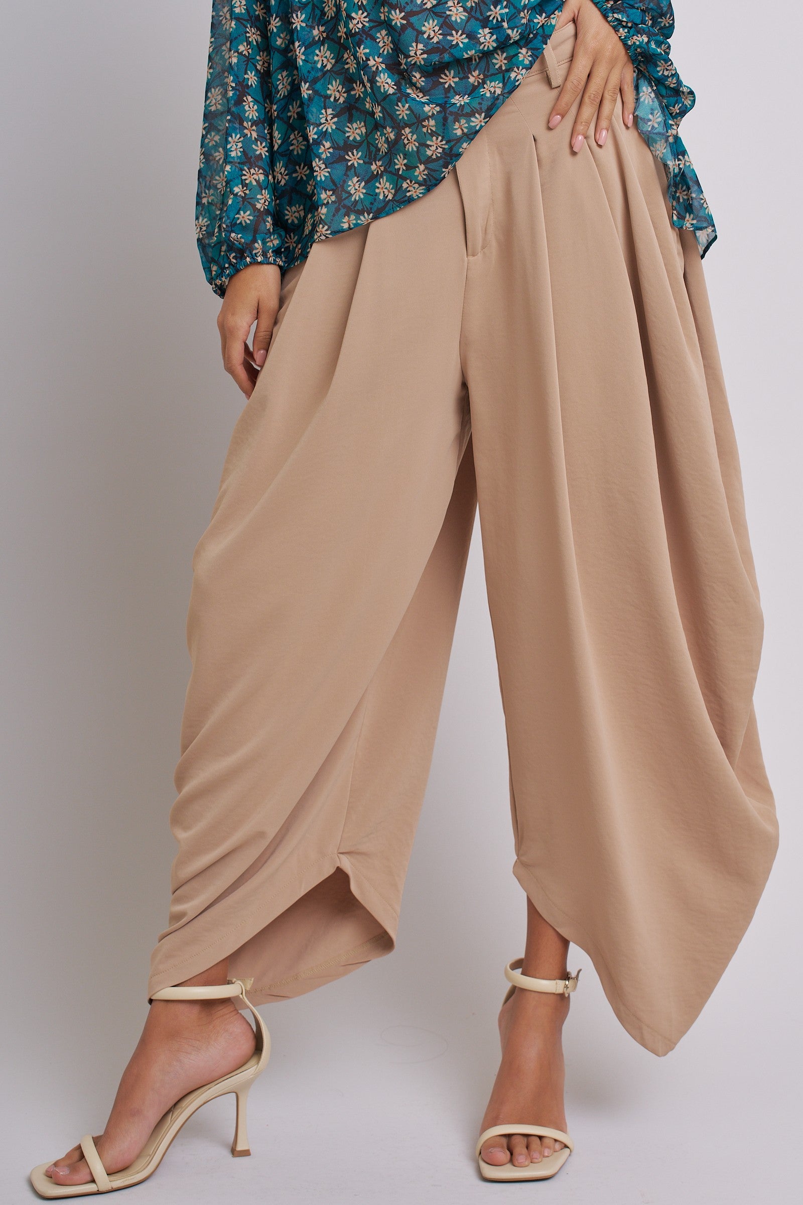 High Waist Pleated Drape Trouser With Gold Button in Khaki - Women's Pants | Urban Daizy