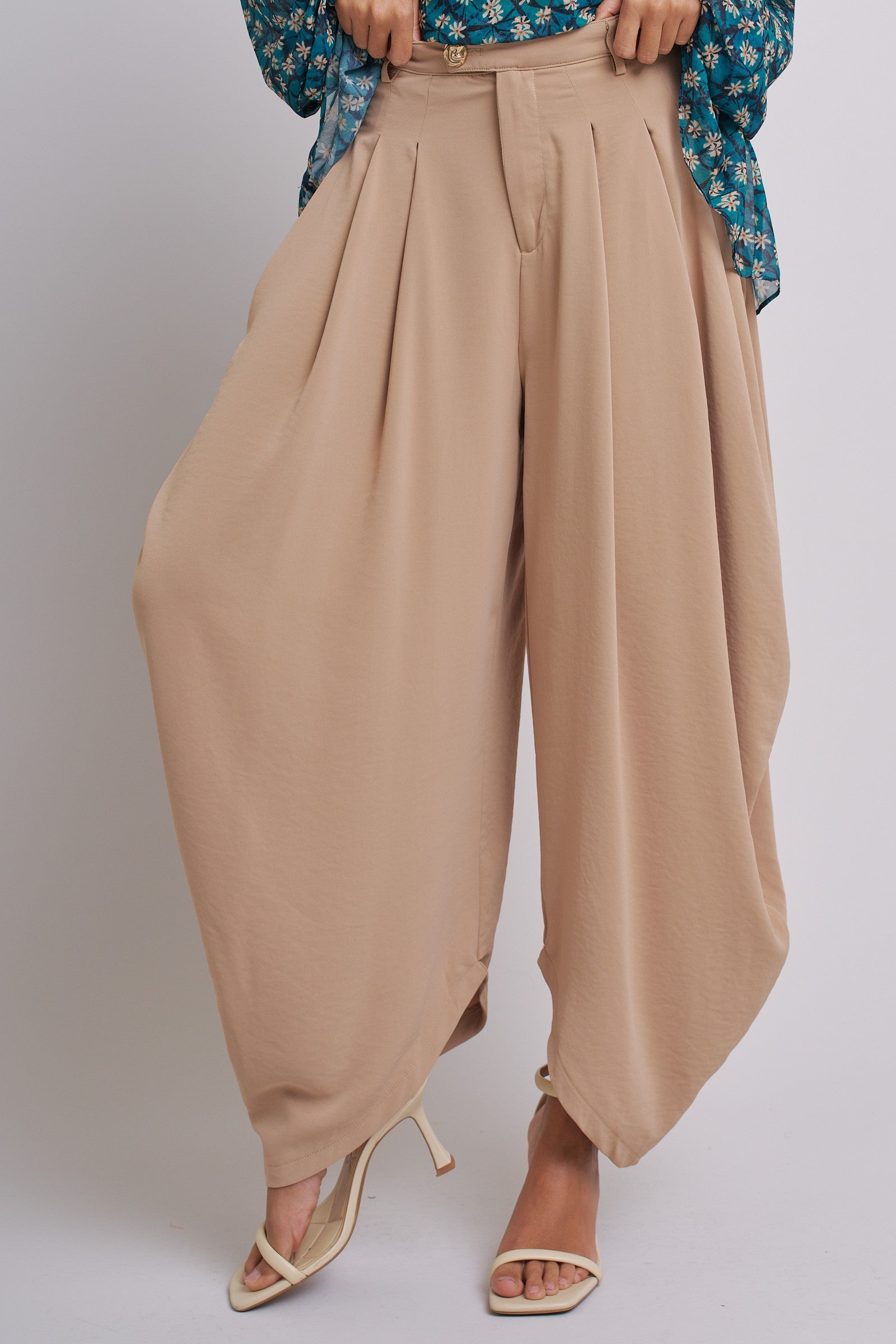 High Waist Pleated Drape Trouser With Gold Button in Khaki - Women's Pants | Urban Daizy
