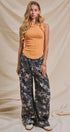 Statement Star Print Wide Leg Pants in Print - Women's Pants | Urban Daizy