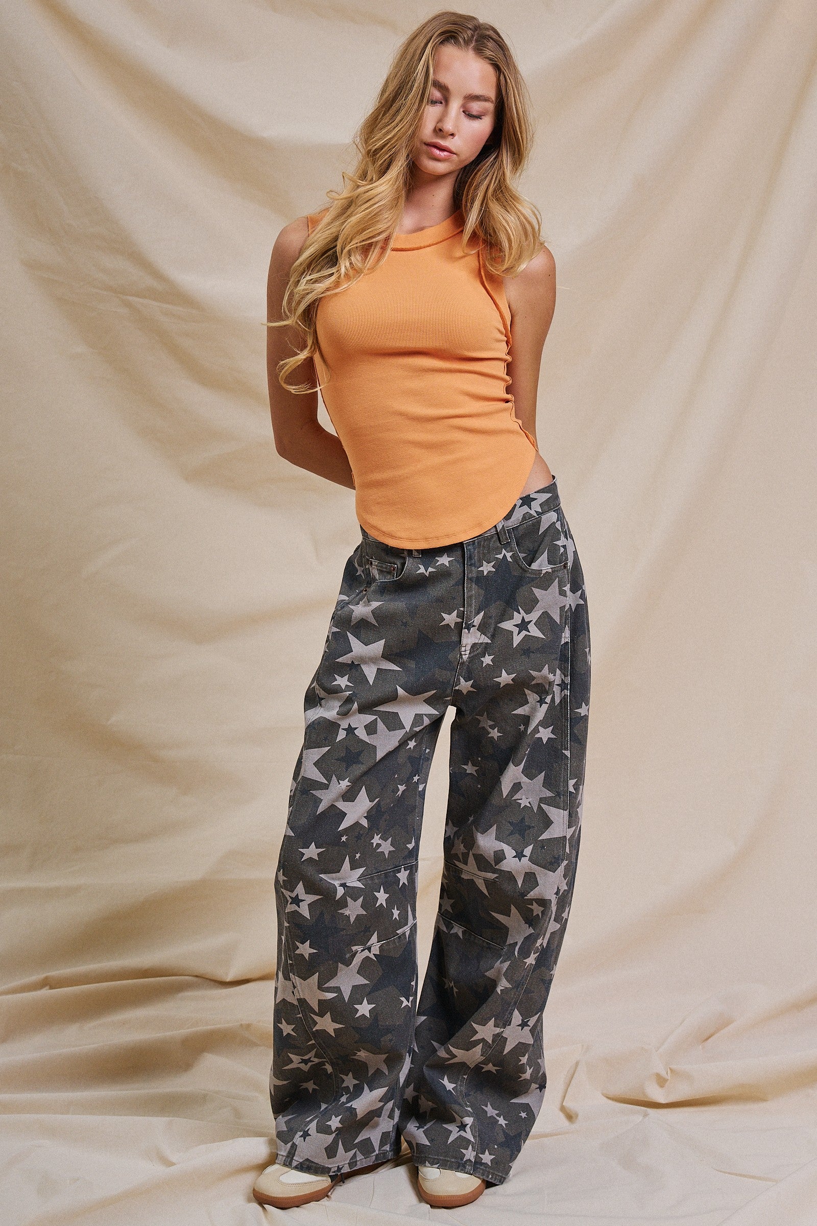 Statement Star Print Wide Leg Pants in Print - Women's Pants | Urban Daizy