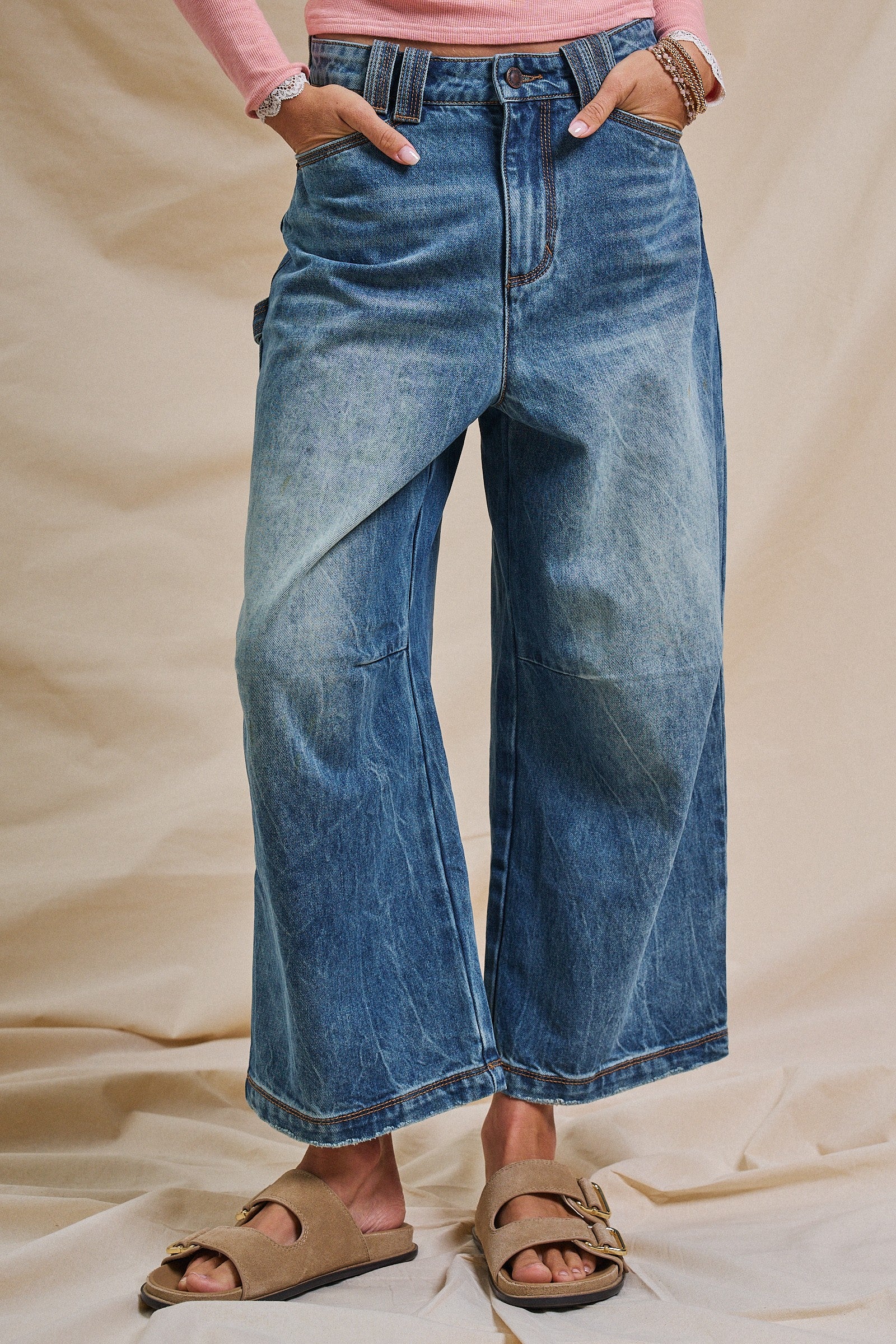 Vintage Wash Cropped Wide-Leg Denim Jeans in Denim - Women's Pants | Urban Daizy