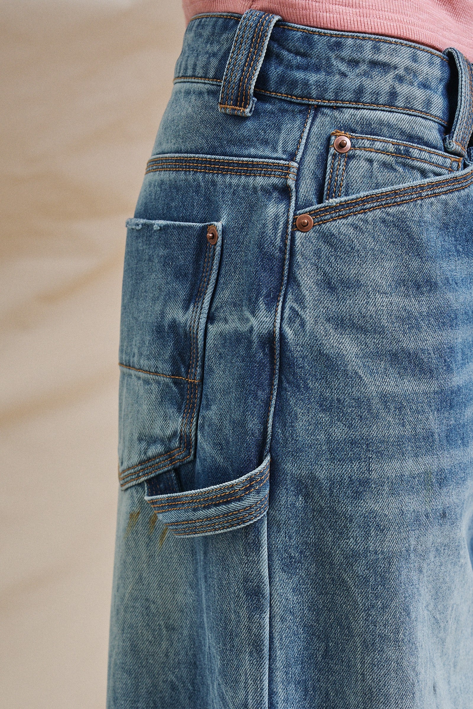 Vintage Wash Cropped Wide-Leg Denim Jeans in Denim - Women's Pants | Urban Daizy