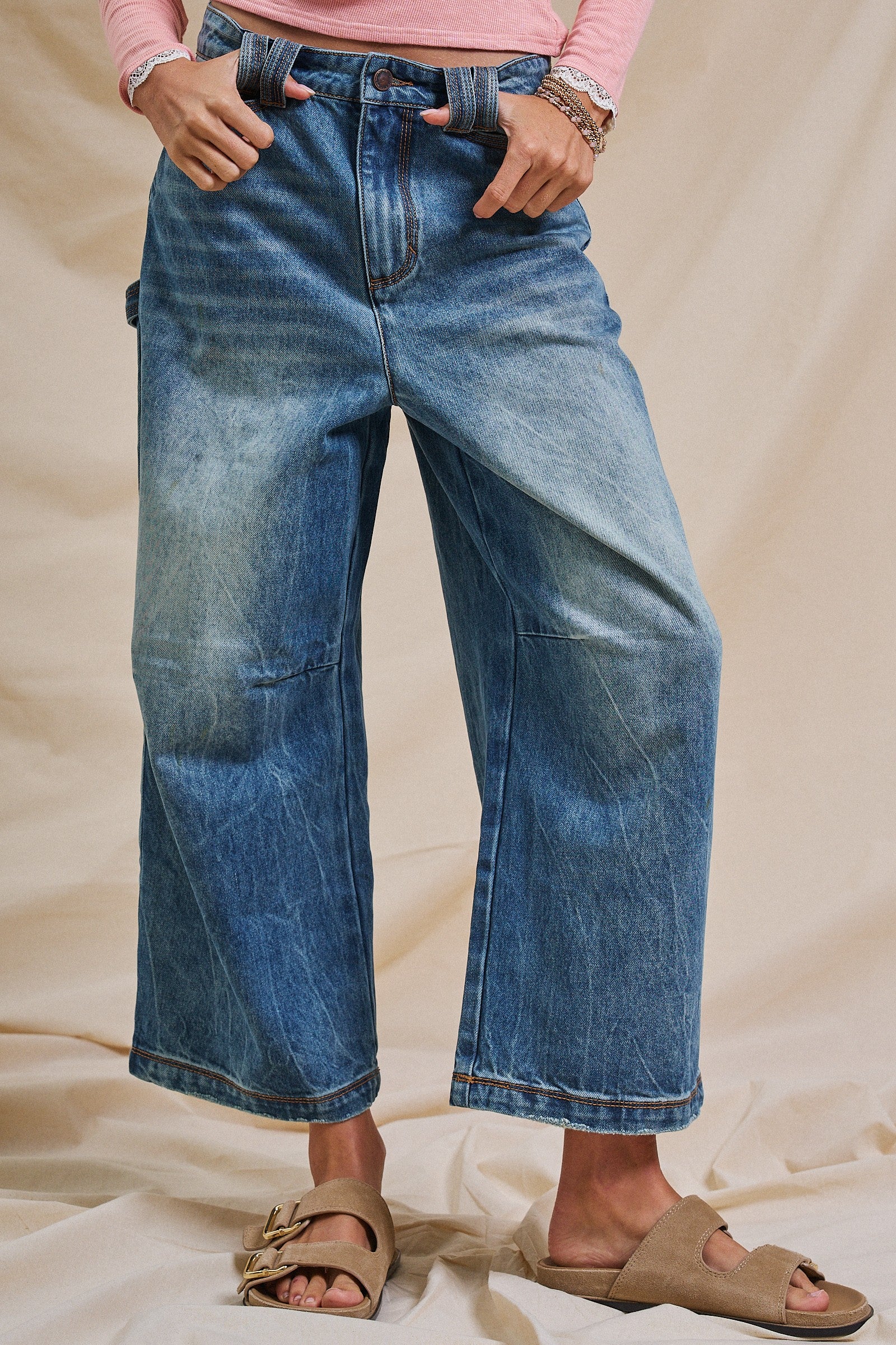 Vintage Wash Cropped Wide-Leg Denim Jeans in Denim - Women's Pants | Urban Daizy