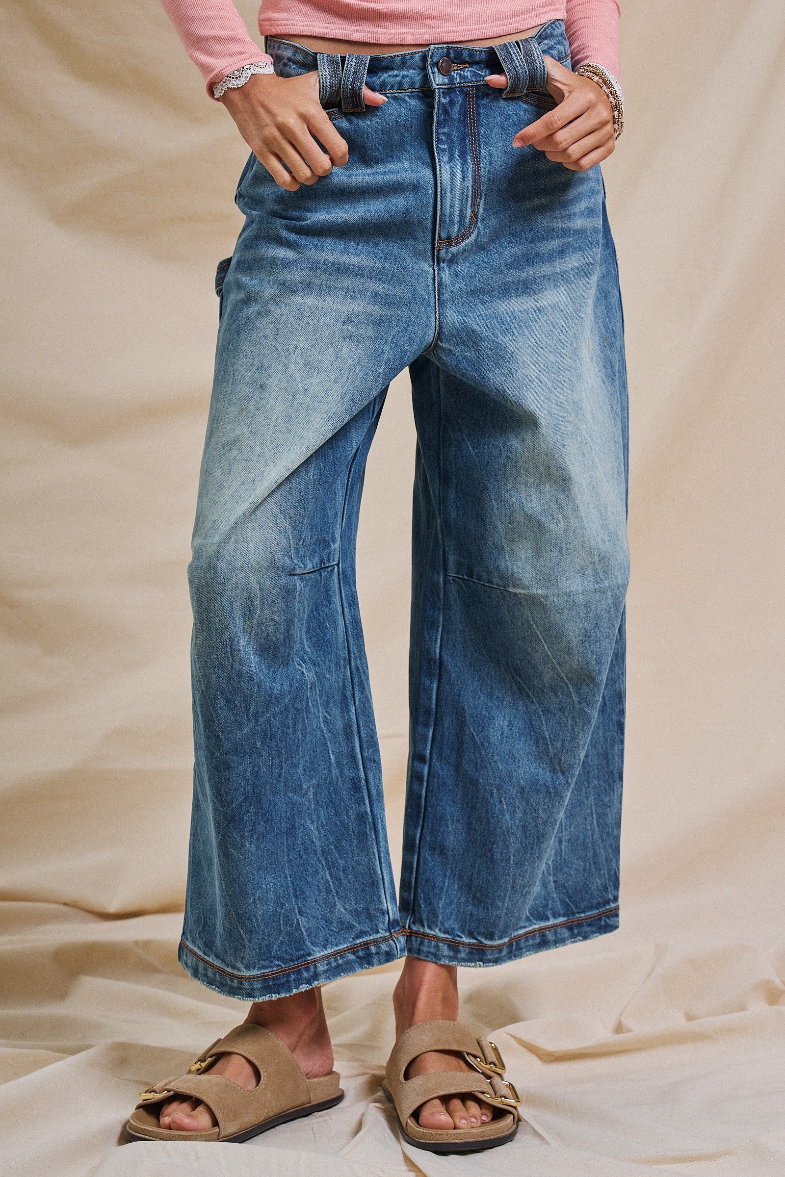 Vintage Wash Cropped Wide-Leg Denim Jeans in Denim - Women's Pants | Urban Daizy