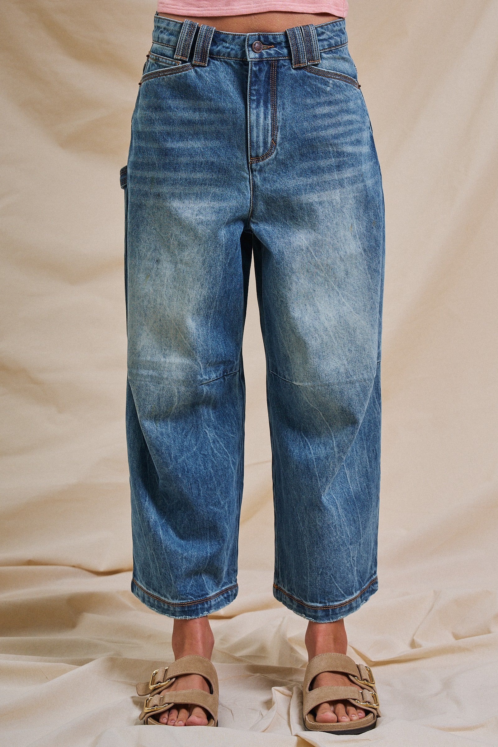 Vintage Wash Cropped Wide-Leg Denim Jeans in Denim - Women's Pants | Urban Daizy