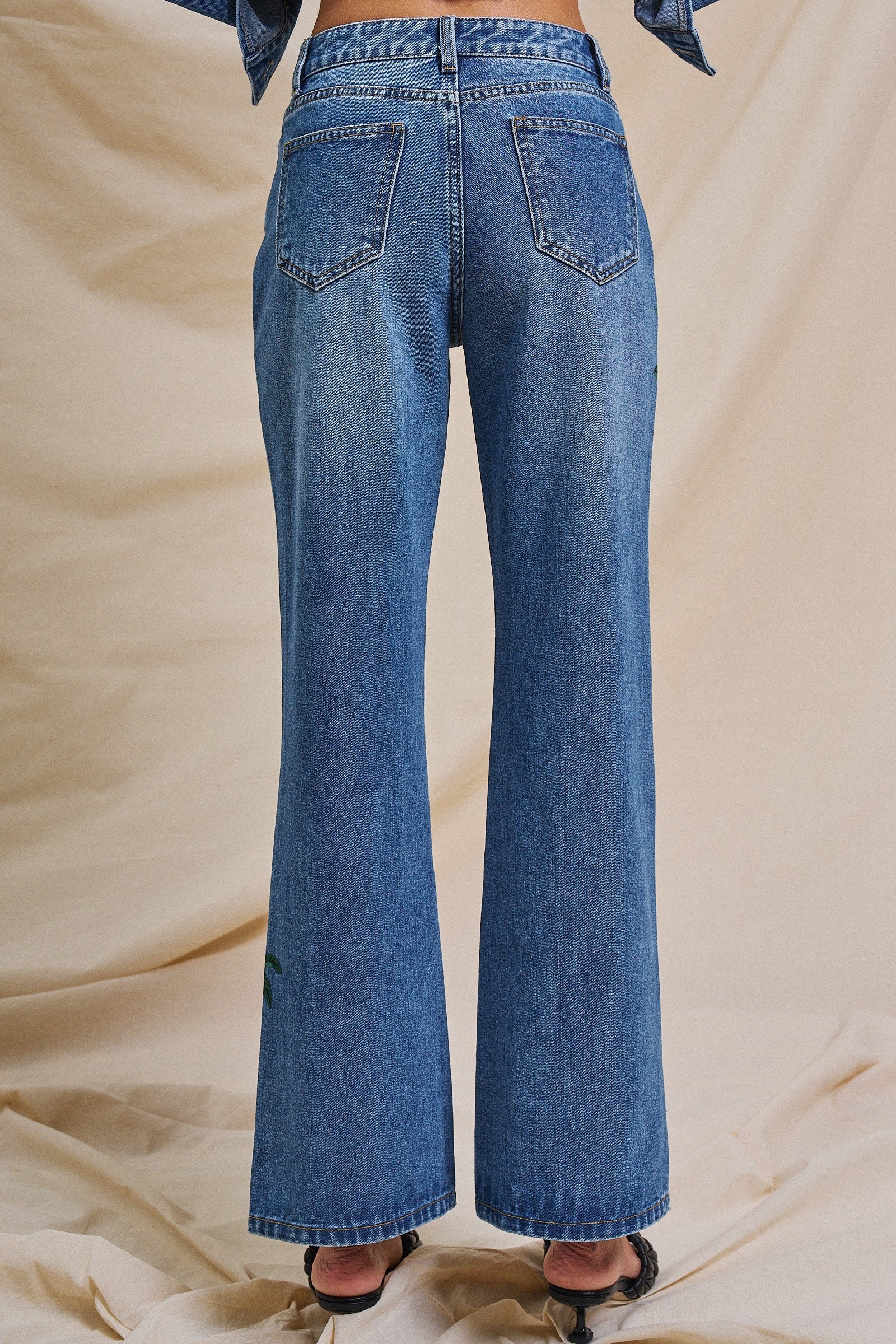 Floral Painted Wide-Leg Denim Jeans in Denim - Women's Pants | Urban Daizy