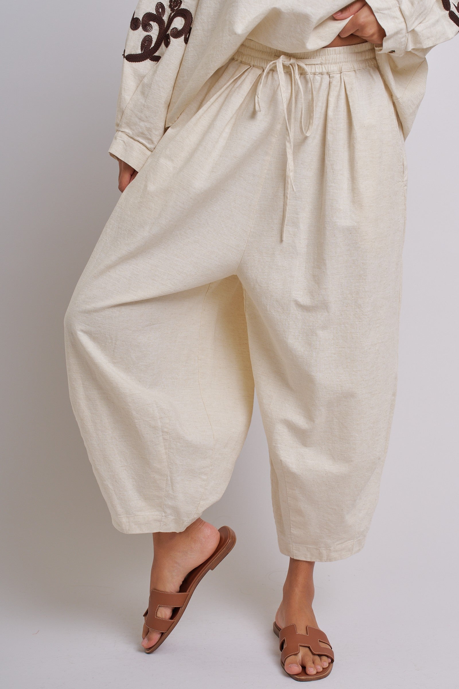 Cotton Linen Drawstring Cocoon Pants with Elastic Waist in Linen - Women's Pants | Urban Daizy