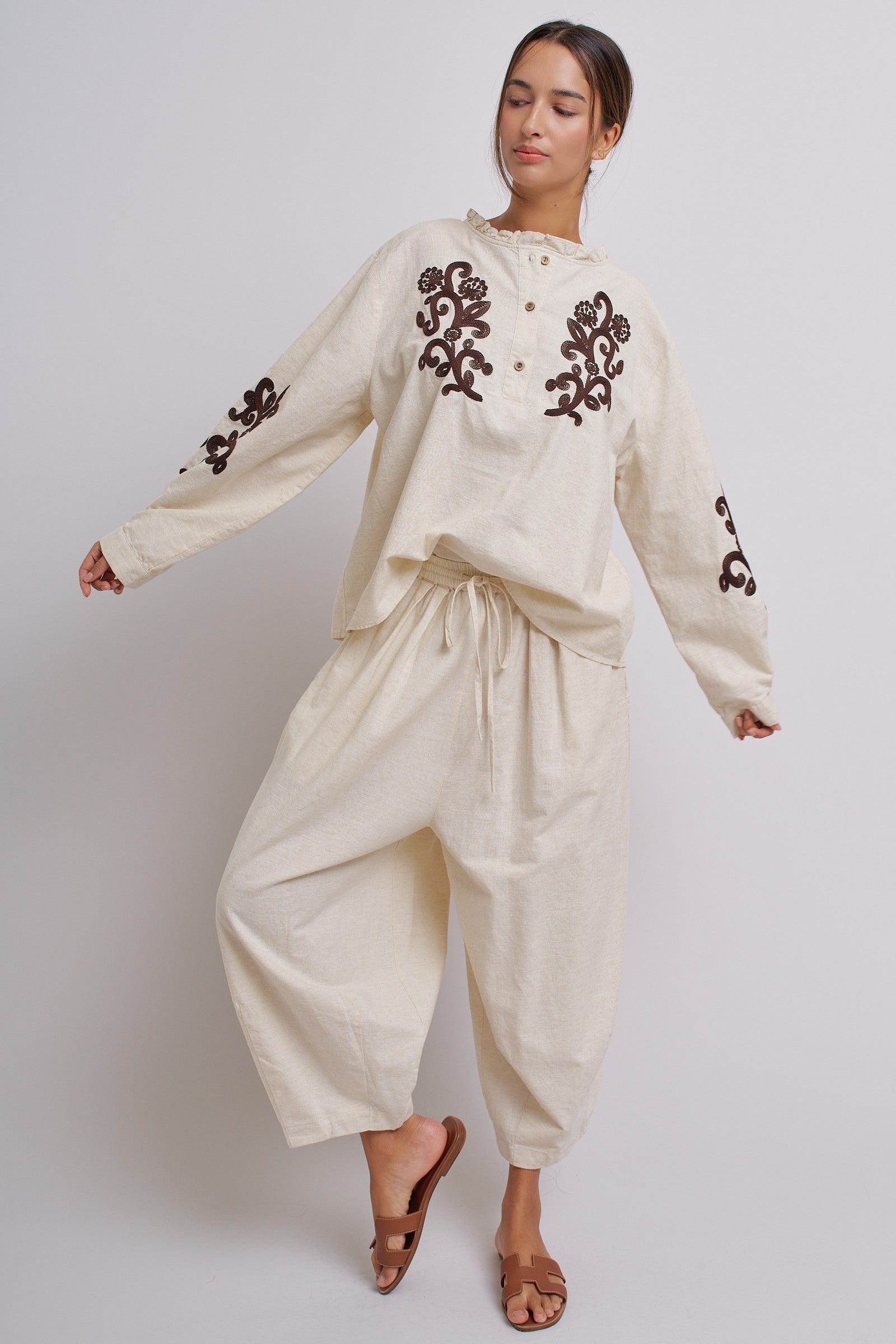 Cotton Linen Drawstring Cocoon Pants with Elastic Waist in Linen - Women's Pants | Urban Daizy