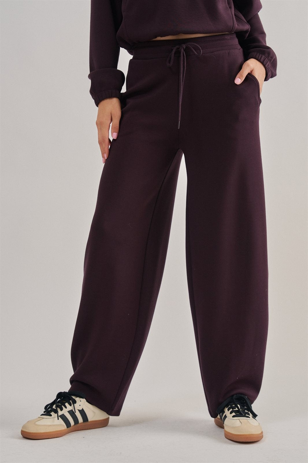 Scuba Knit Barrel Leg Pant with Drawstring in Chocolate - Women's Sweatpants & Joggers | Urban Daizy