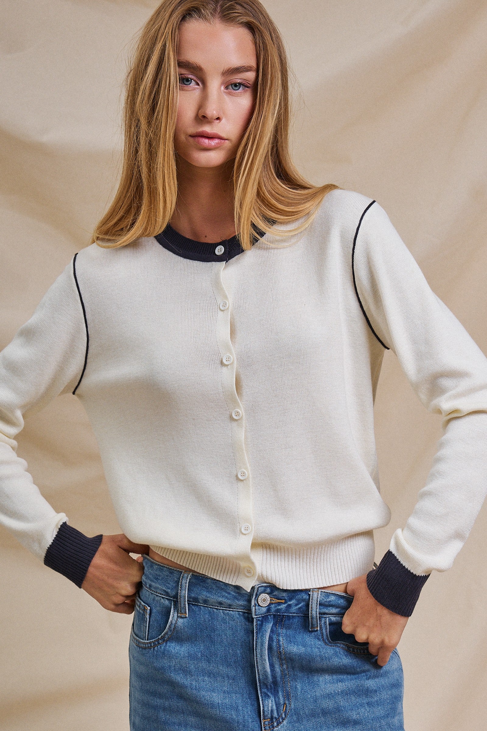 Contrast Trim Knit Button-Front Cardigan in Ivory - Women's Sweaters | Urban Daizy