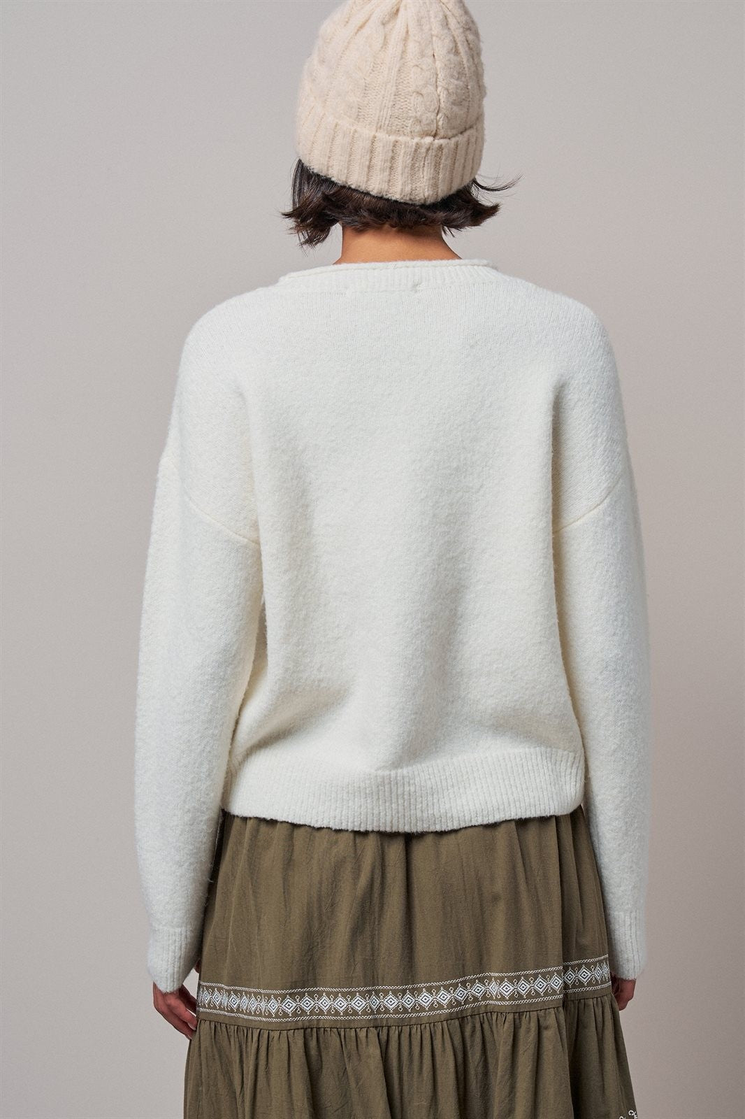 Christmas Tree Appliqué Crewneck Pullover Sweater in Ivory - Women's Sweaters | Urban Daizy