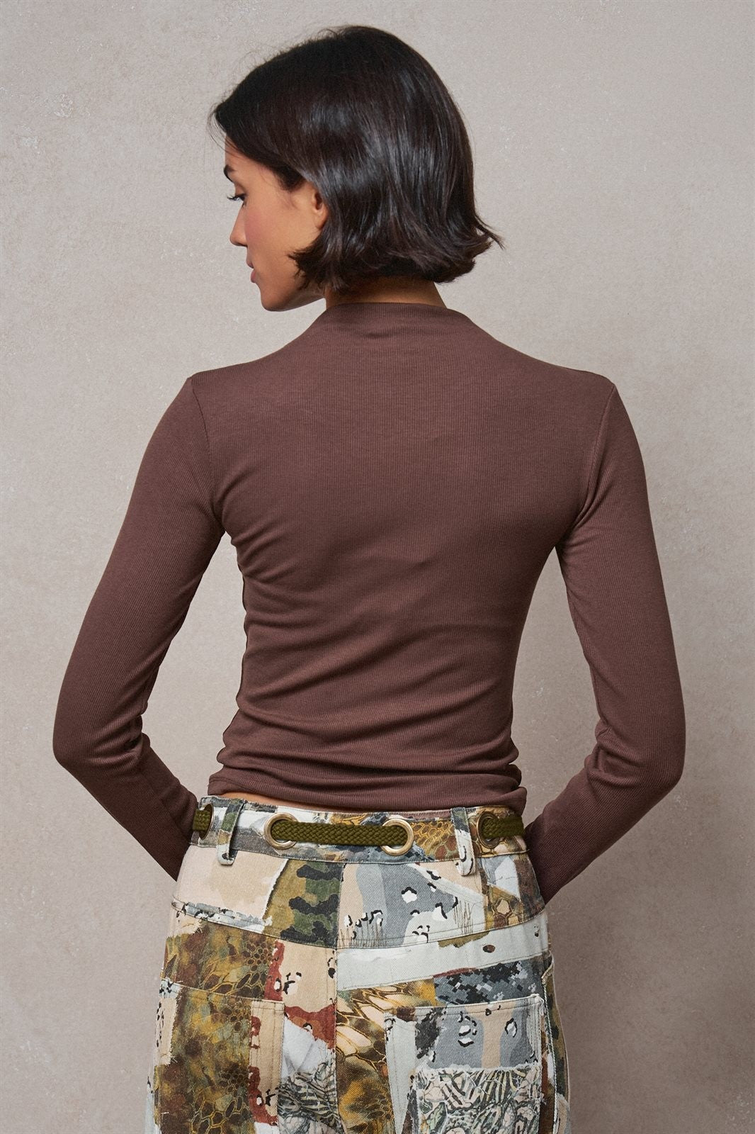 Mock Neck Long Sleeve Ribbed Knit Top in Brown - Women's T-Shirts & Polos | Urban Daizy