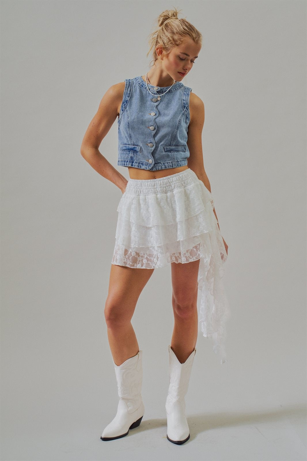 Cropped Vintage Wash Denim Vest with Scalloped Buttons in Denim - Women's Fashion | Urban Daizy
