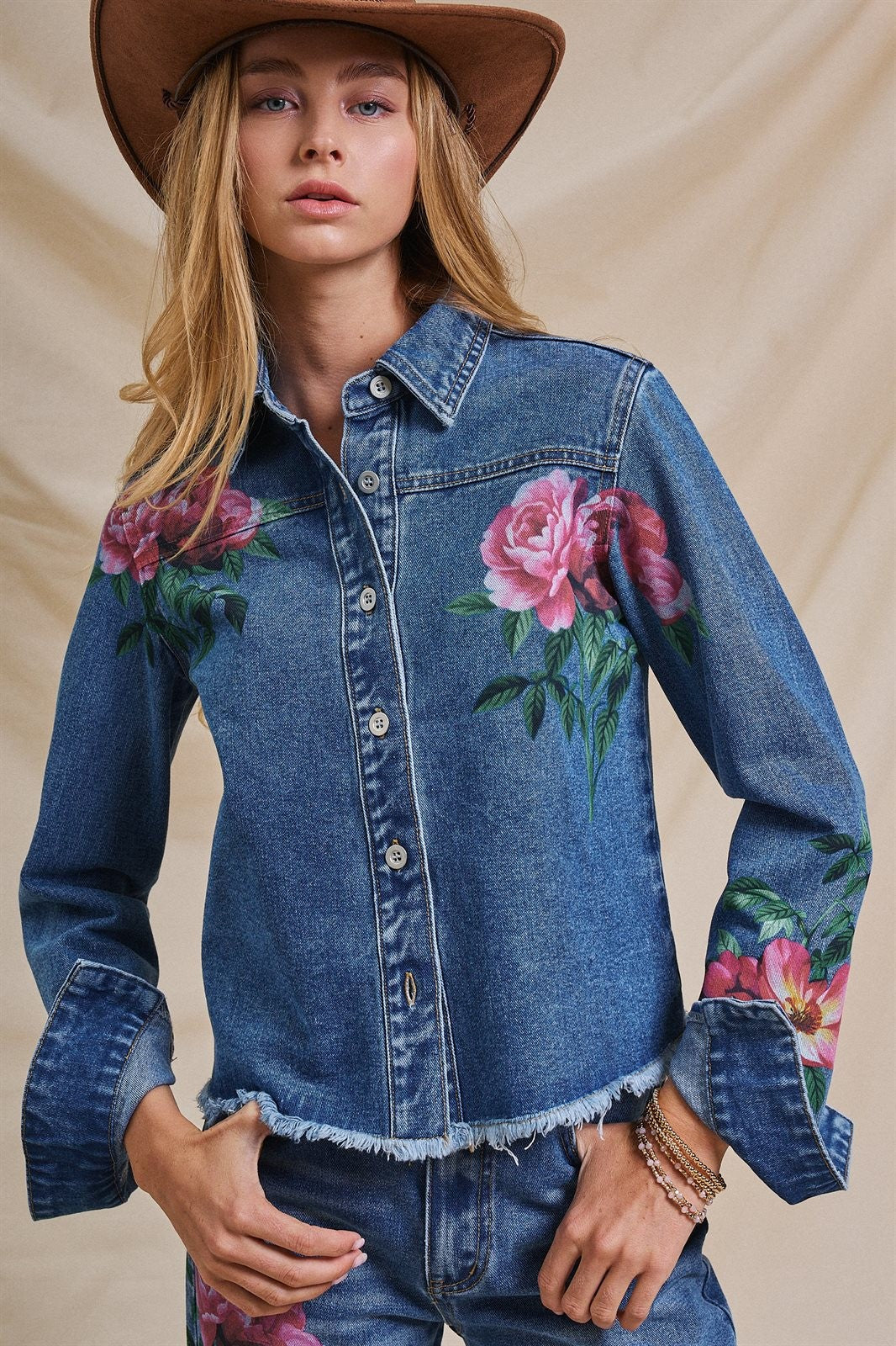 Test in Denim - Women's Blankets | Urban Daizy