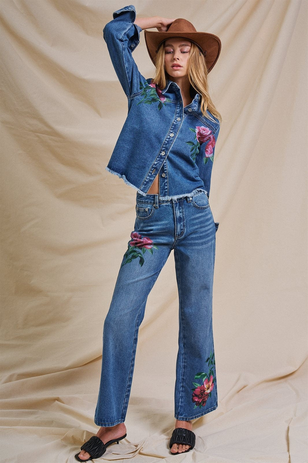 Test in Denim - Women's Blankets | Urban Daizy