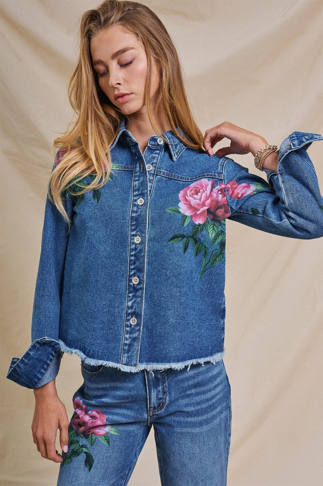 Test in Denim - Women's Blankets | Urban Daizy