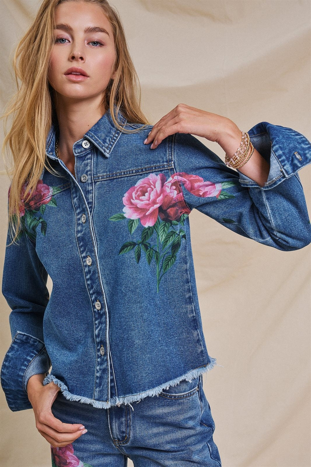 Test in Denim - Women's Blankets | Urban Daizy