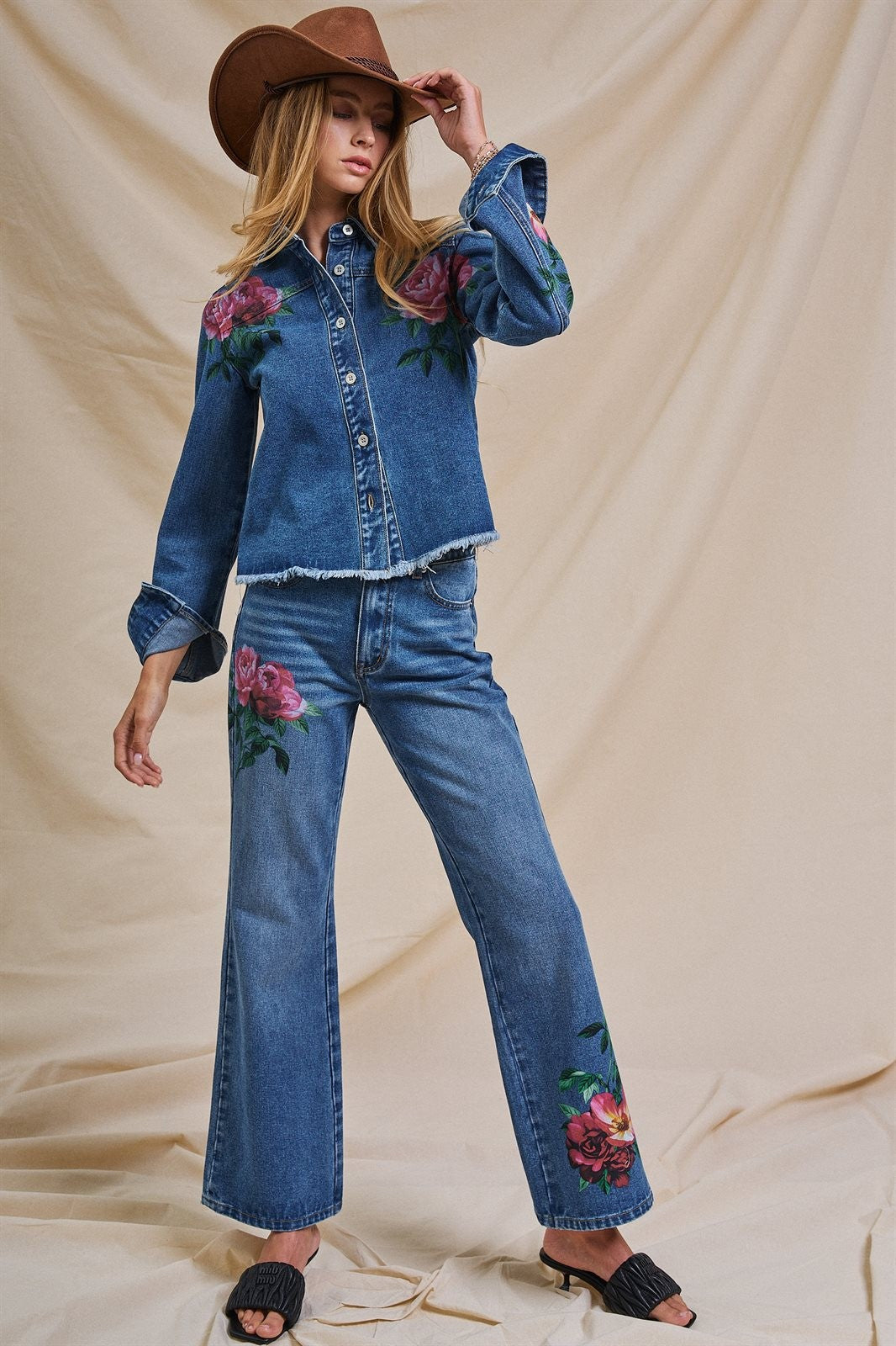 Test in Denim - Women's Blankets | Urban Daizy