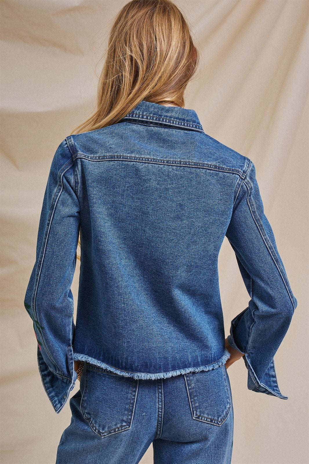 Test in Denim - Women's Blankets | Urban Daizy