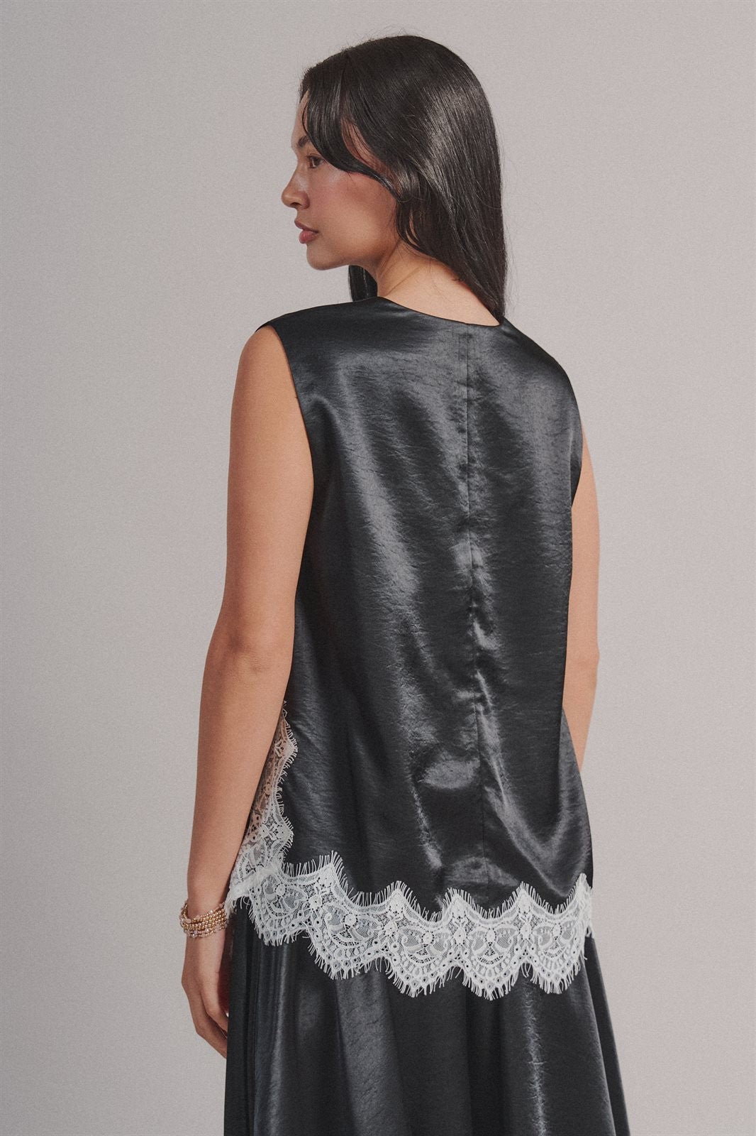 Scalloped Lace Trim Satin Sleeveless Top in Black - Women's Shirts & Blouses | Urban Daizy