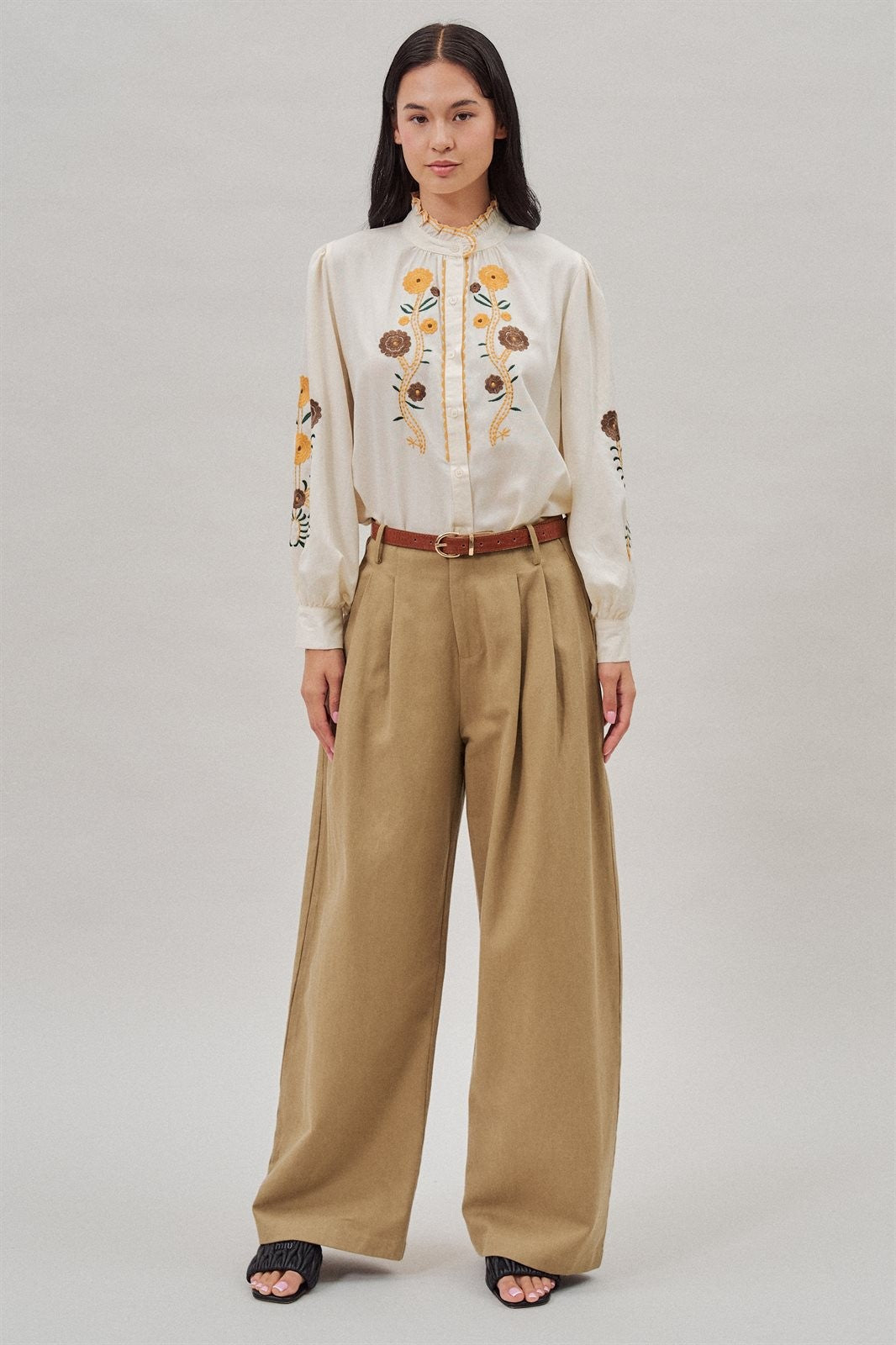 Floral Embroidered Ruffle Collar Cotton Blouse in Ivory - Women's Blankets | Urban Daizy