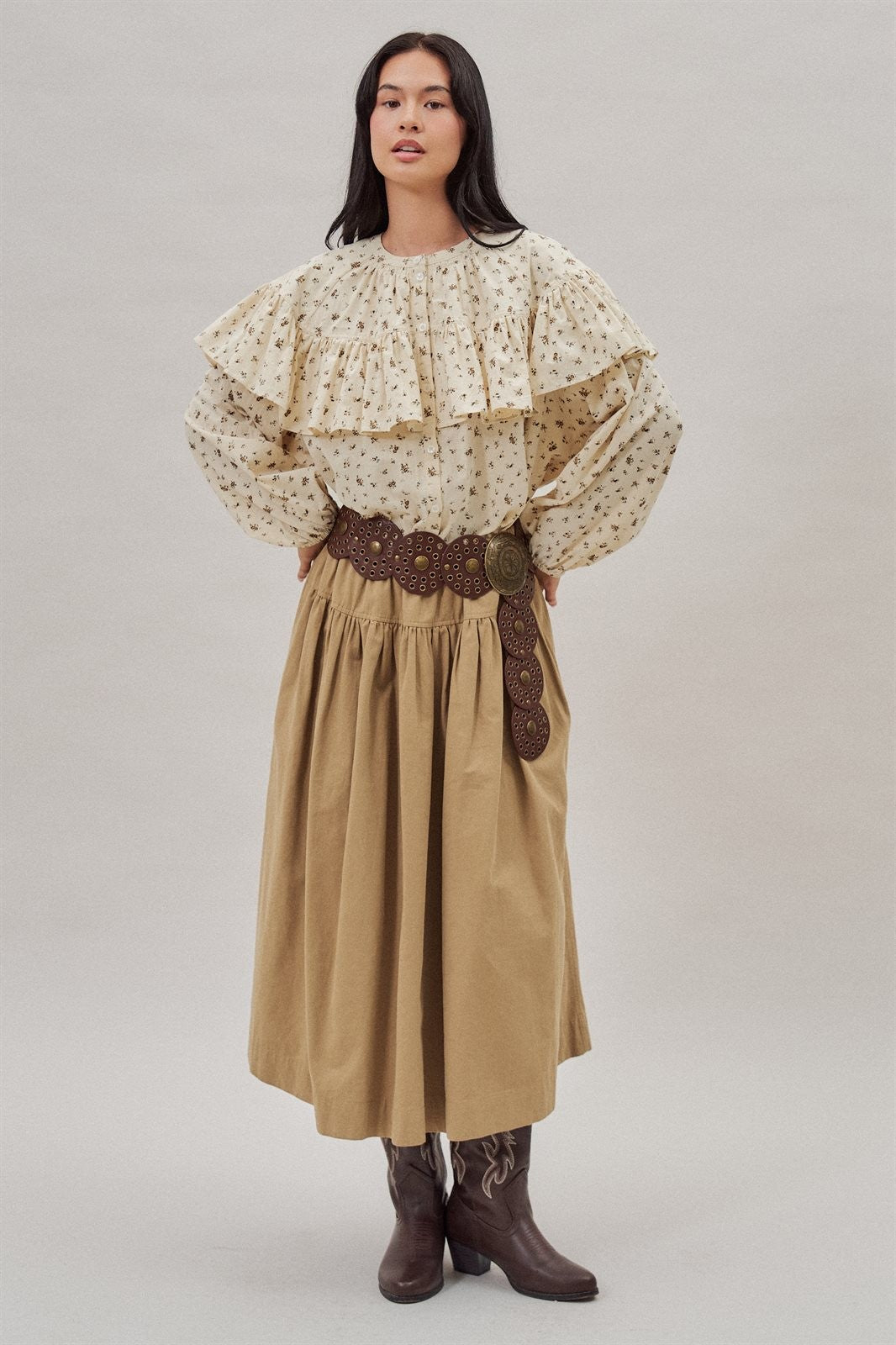 Ditsy Floral Ruffle Yoke Prairie Blouse in Ivory - Women's Blankets | Urban Daizy