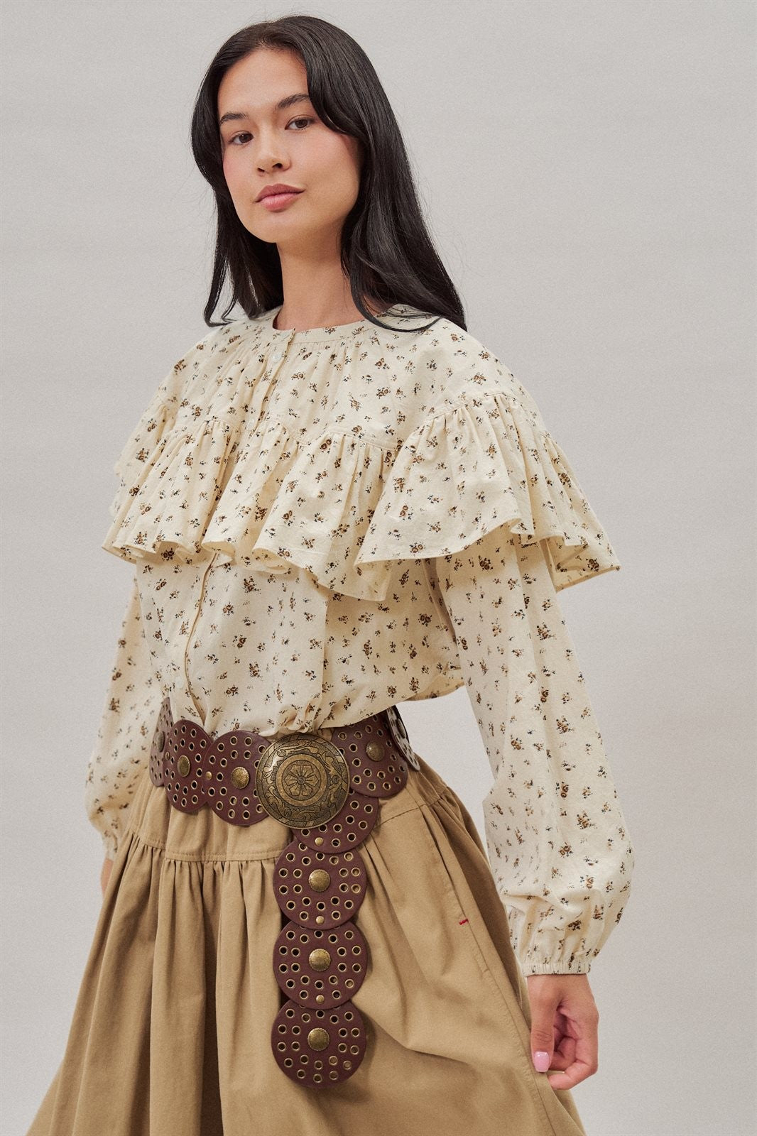 Ditsy Floral Ruffle Yoke Prairie Blouse in Ivory - Women's Blankets | Urban Daizy