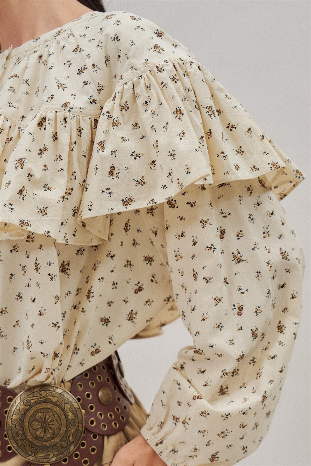 Ditsy Floral Ruffle Yoke Prairie Blouse in Ivory - Women's Blankets | Urban Daizy