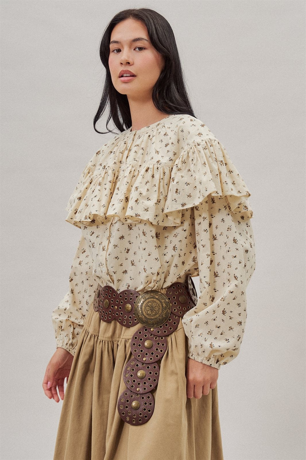 Ditsy Floral Ruffle Yoke Prairie Blouse in Ivory - Women's Blankets | Urban Daizy