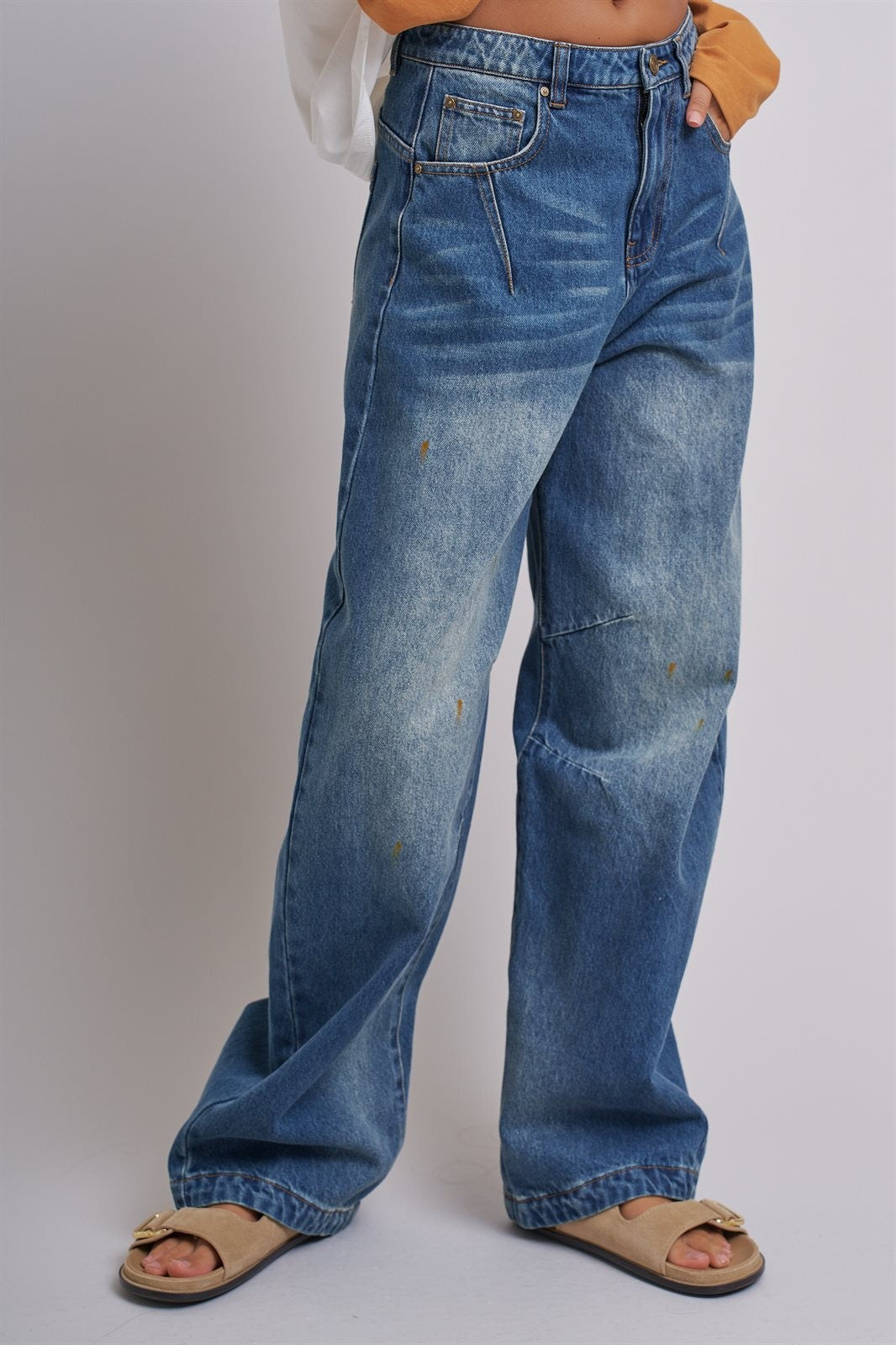 Retro Fade Wide-Leg Barrel Jeans in Denim - Women's Denim | Urban Daizy