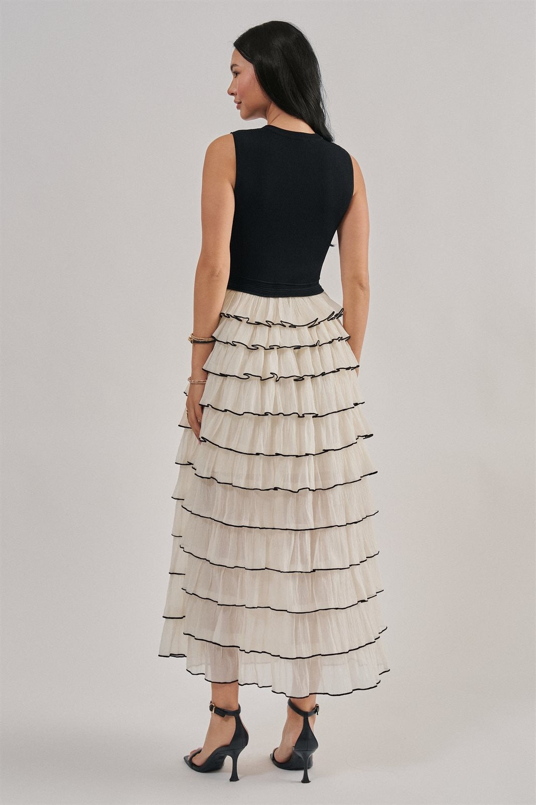Contrast Trim Tiered Ruffle Maxi Dress in Black - Women's Cocktail Dresses | Urban Daizy
