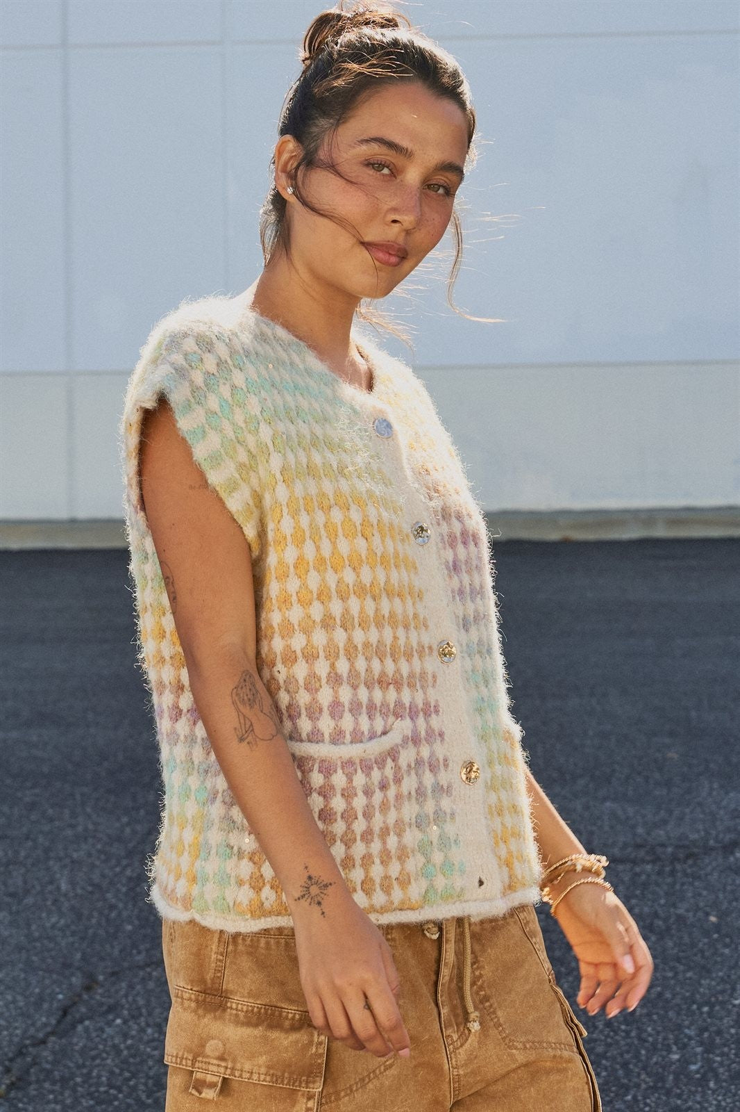 Popcorn Knit Button Front Sweater Vest in Mustard - Women's Fashion | Urban Daizy