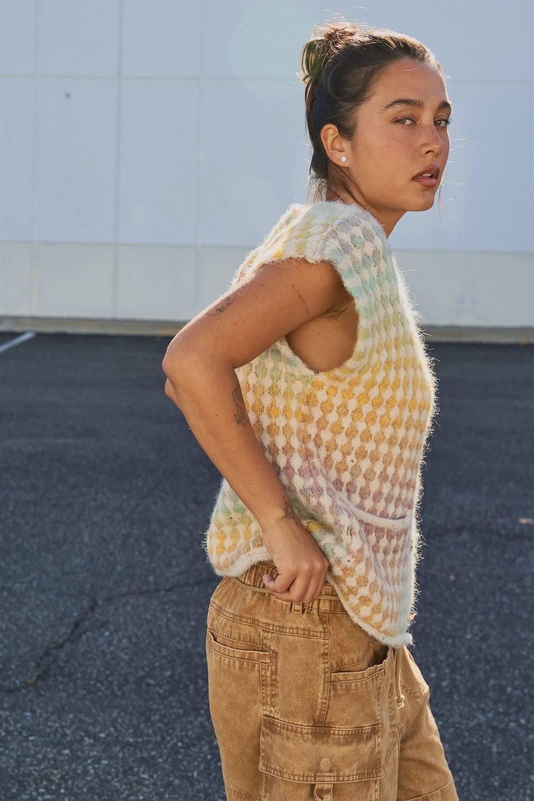Popcorn Knit Button Front Sweater Vest in Mustard - Women's Fashion | Urban Daizy