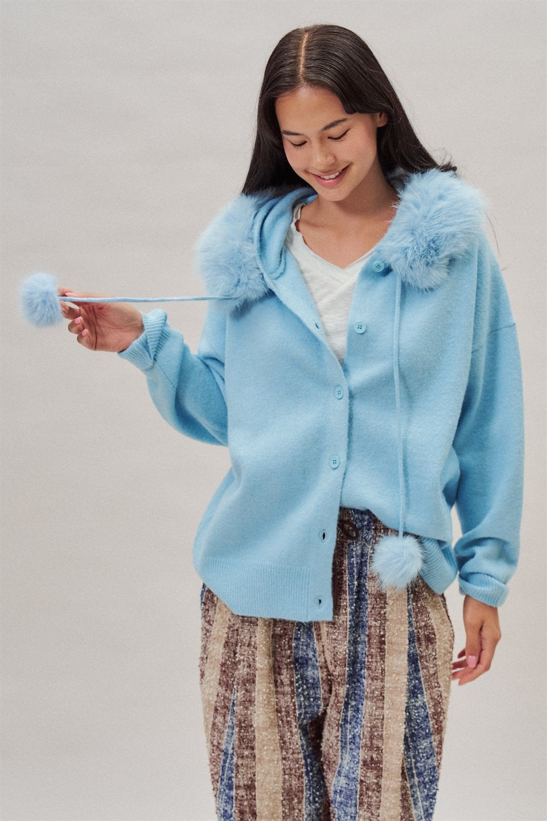 Faux Fur Hood Pom Pom Knit Cardigan in Blue - Women's Fashion | Urban Daizy