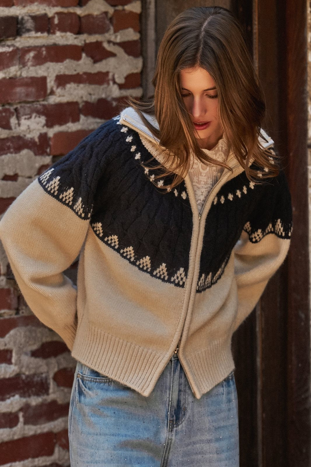 Alpine Fair Isle Zip-Up Cardigan in Ivory Navy - Women's Cardigans & Shrugs | Urban Daizy