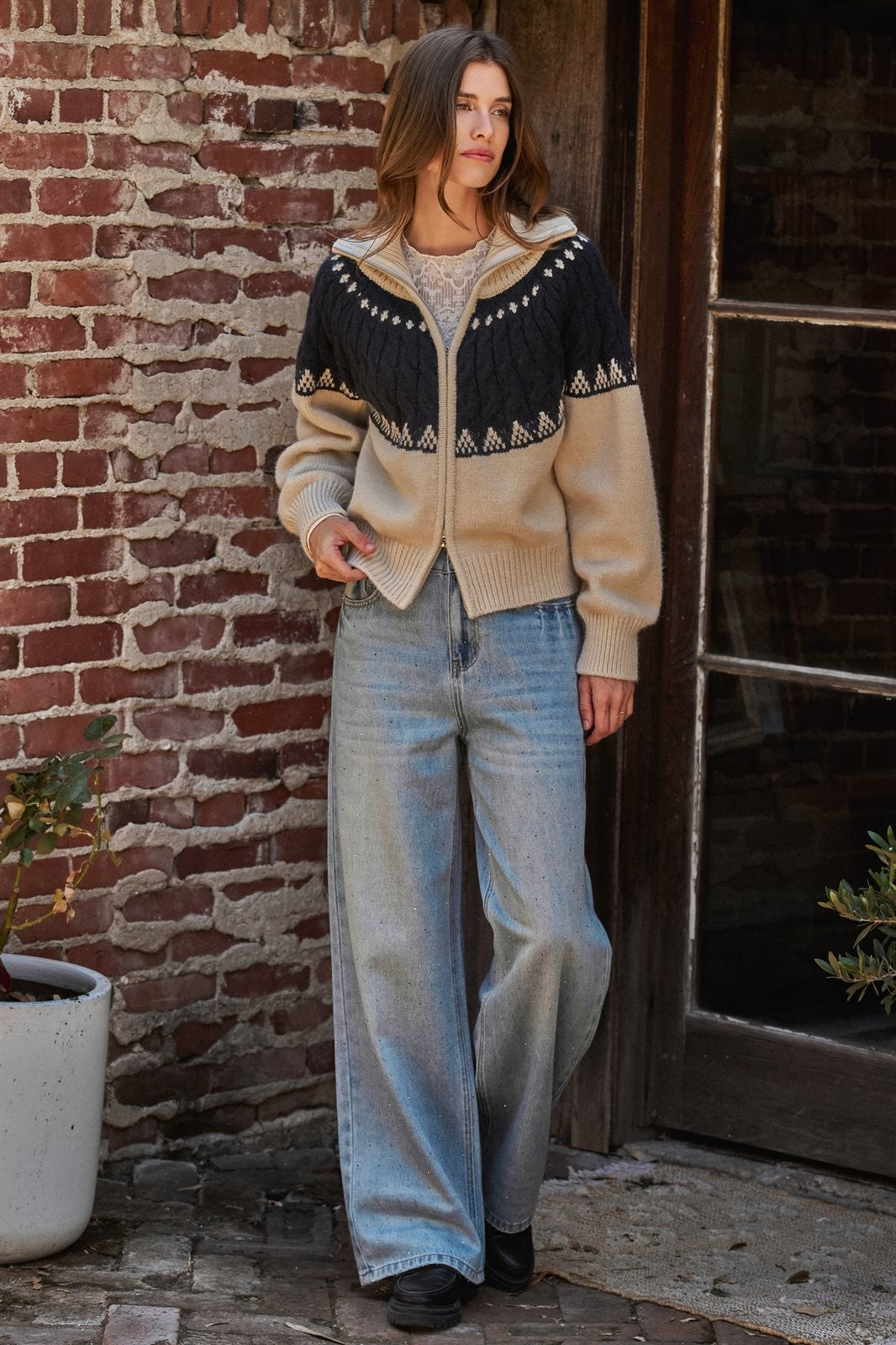 Alpine Fair Isle Zip-Up Cardigan in Ivory Navy - Women's Cardigans & Shrugs | Urban Daizy