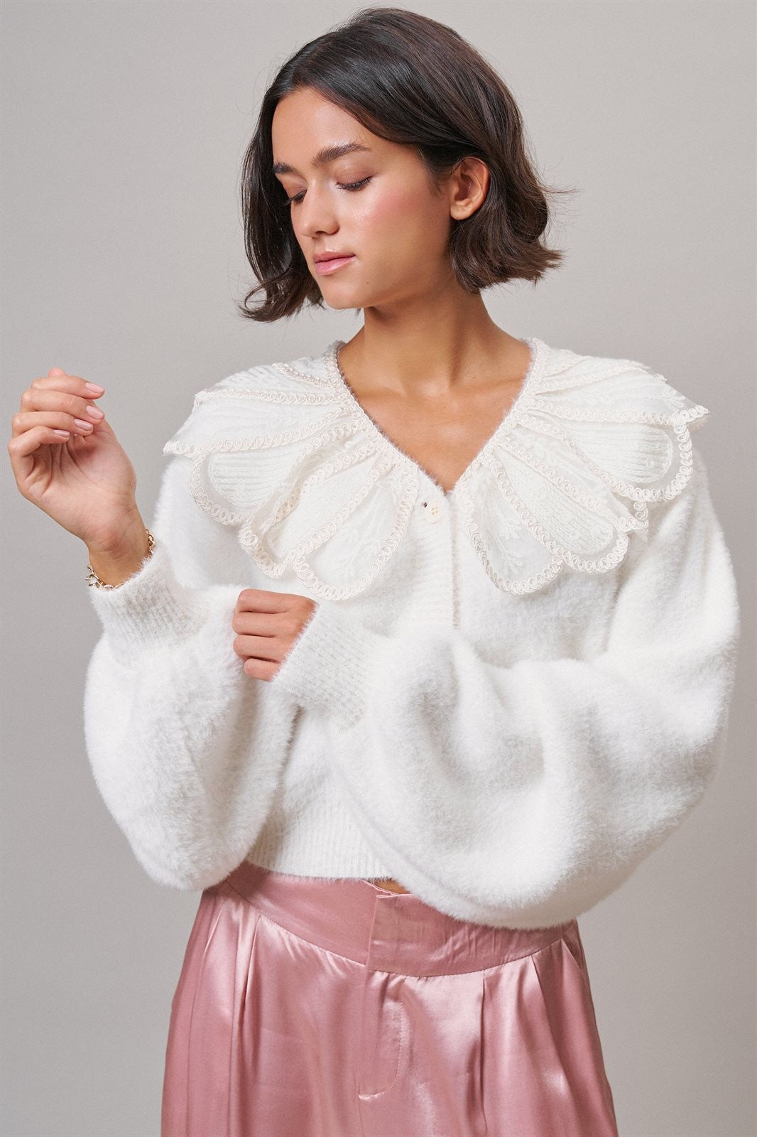Storybook Lace Collar Knit Cardigan in Ivory - Women's Cardigans & Shrugs | Urban Daizy