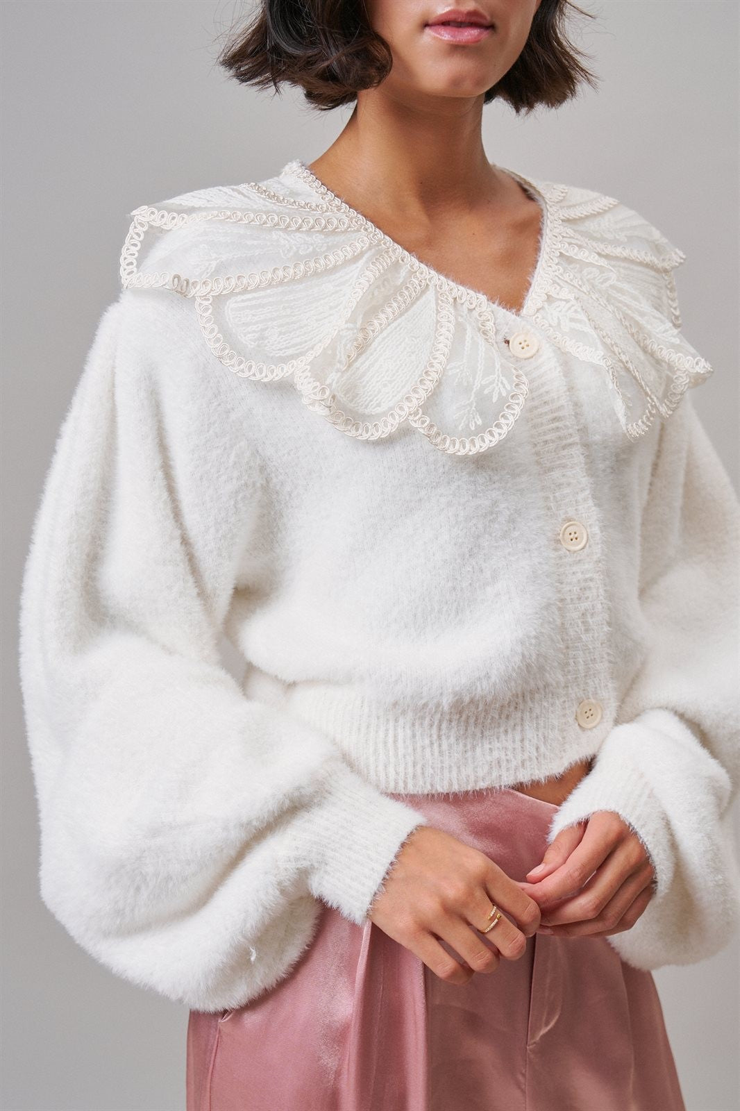 Storybook Lace Collar Knit Cardigan in Ivory - Women's Cardigans & Shrugs | Urban Daizy