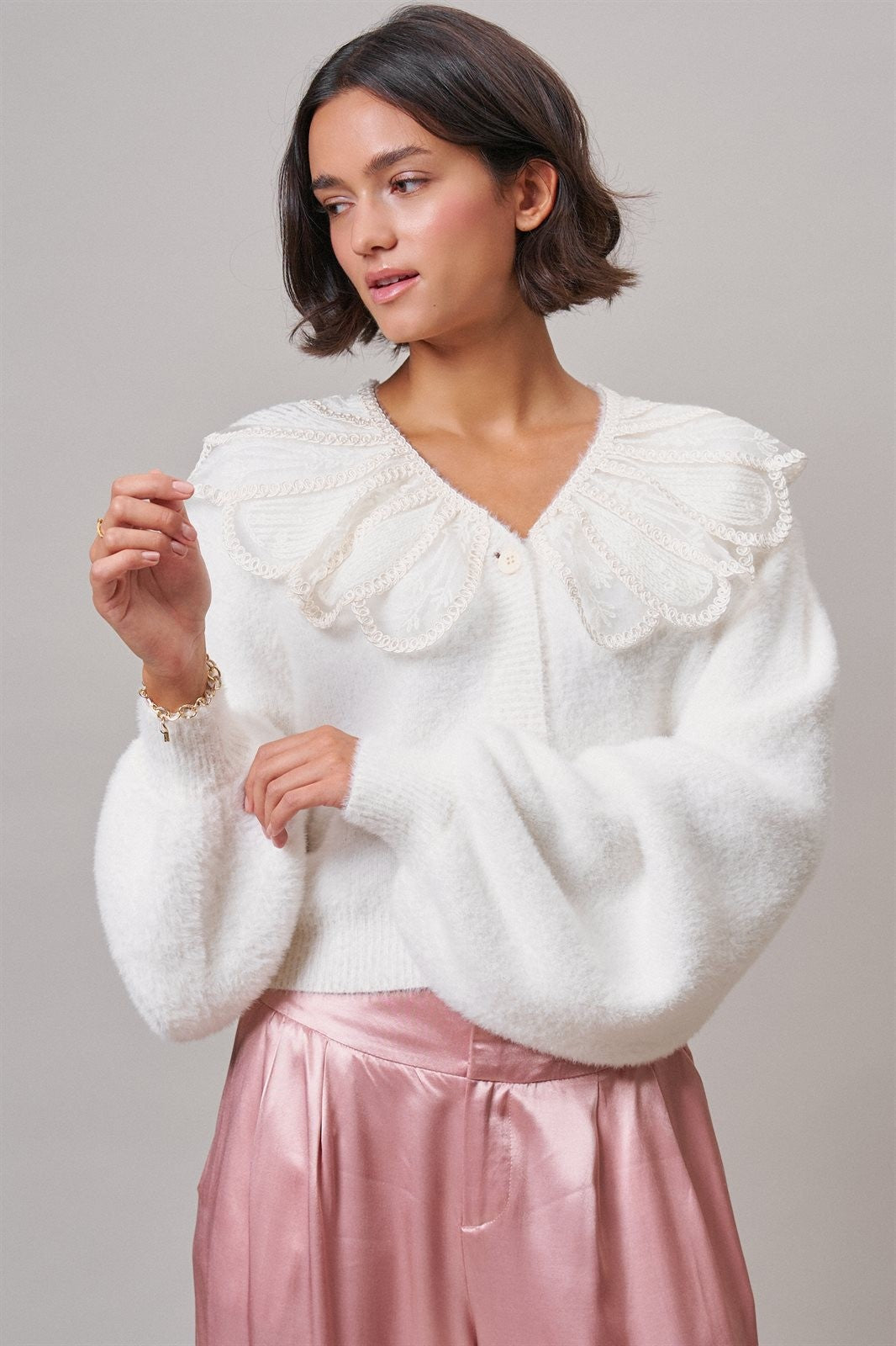 Storybook Lace Collar Knit Cardigan in Ivory - Women's Cardigans & Shrugs | Urban Daizy