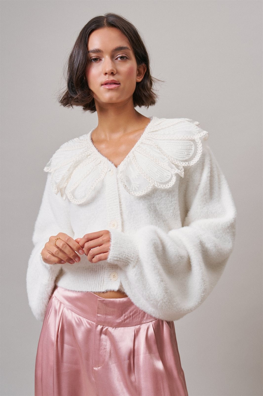 Storybook Lace Collar Knit Cardigan in Ivory - Women's Cardigans & Shrugs | Urban Daizy
